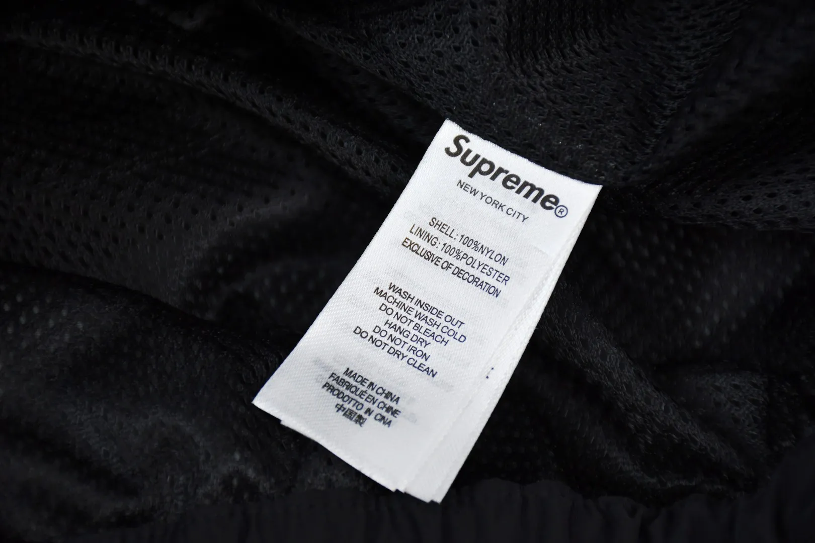 S552💰p570 Supreme 24ss Ducati Ducati co-branded Track Jacket racing uniform school uniform jacket - Color: Black White - Size: S M L XL Customized full set of accessories/YKK metal zipper/Customized hardware/Three standards