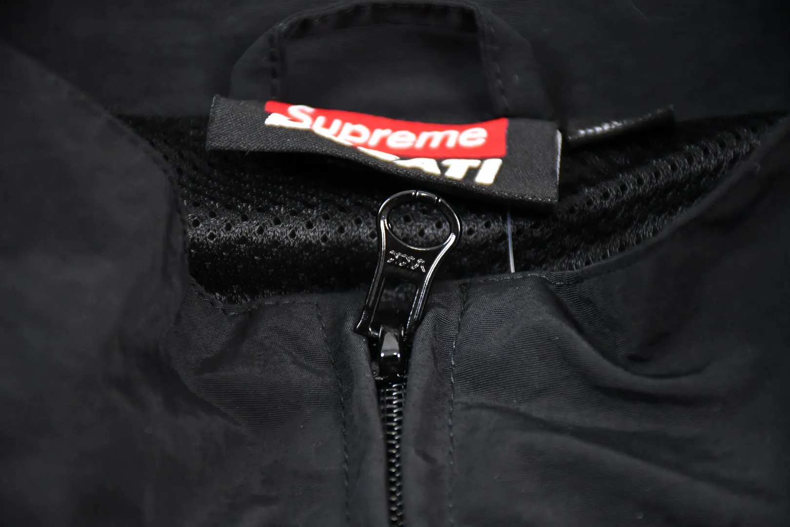 S552💰p570 Supreme 24ss Ducati Ducati co-branded Track Jacket racing uniform school uniform jacket - Color: Black White - Size: S M L XL Customized full set of accessories/YKK metal zipper/Customized hardware/Three standards