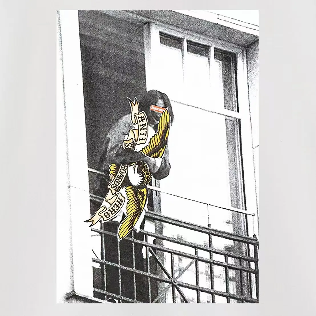 Style No. S2107 #terry P160💰 Velvet P170💰 Supreme Week 14 xANTIHERO Balcony Tee co-branded Michael Jackson balcony character print hooded sweatshirt Made of 400g large terry 430g silver fox velvet (drop shoulder large version) fabric, soft texture and no pilling, imported environmentally friendly printing glue, bright and three-dimensional pattern, quality 💥Same style for men and women, the upper body is trendy Color: Black White Gray Size: S M L XL XXL