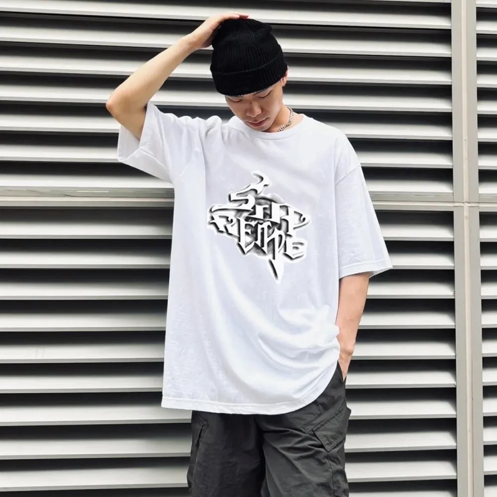 S142 P110💰 24FW WEEK18 letter printed T-shirt pure cotton heavyweight fabric loose short-sleeved casual trendy brand round neck hot style loose version using 260g combed cotton double yarn from fabrics to accessories, all three standards are complete and follow ZP imported Matsui Company slurry printing will never crack The whole piece is made with three-needle five-thread technology. The neckline-shoulder seam-sleeve seam is double-lined, making it look more three-dimensional and textured. The craftsmanship is the same as that of the authentic original version. It has a classic version. Feel free to compare zp. The whole piece is made of three-needle five-thread craft. The neckline-shoulder seam-sleeve seam is double-threaded, which looks more three-dimensional and textured. The craftsmanship is the same as that of the authentic original version. It is a classic version. Color: Black White Size: S M L XL XXL