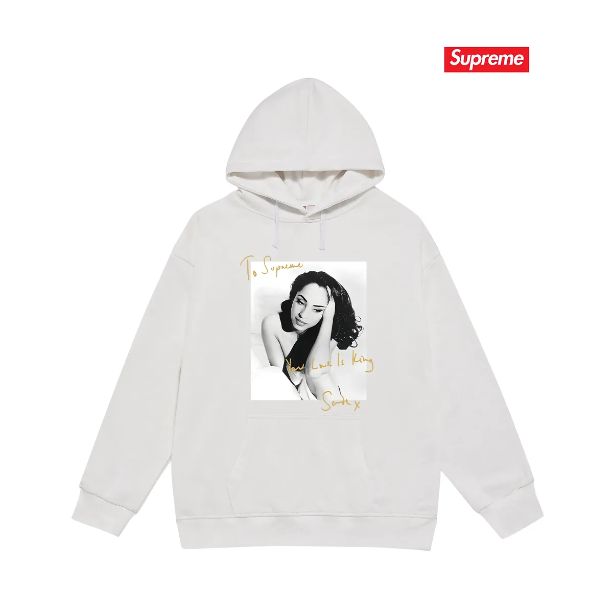Style No. S2189 #terry P160💰 Velvet P170💰 Supreme 17SS Sade Tee Sade singer character photo signature hooded sweatshirt Made of 400g large terry 430g silver fox velvet (drop shoulder large version) fabric, soft texture and no pilling Imported environmentally friendly printing glue The pattern is bright and three-dimensional Quality 💥Same style for men and women The upper body is trendy Color: black white gray Size: S M L XL XXL