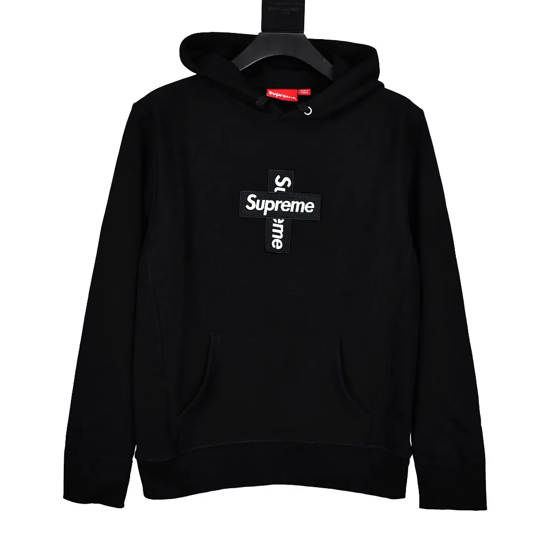 S🅿️320 202 Top version Supreme FW20 Week 15 Cross Box Logo Hooded Sweatshirt Cross embroidery hooded sweatshirt For those of us who focus on top Supreme, the cross sweatshirt is naturally available. ZP purchase and pattern making operation 1. Fabric: ZP testing, custom weaving and dyeing, pure cotton 460G plus velvet main fabric, horizontal cutting, side stitching 520G 2X2 thread 2. Embroidery: The embroidery equipment is operated by BEHRINGER BEKS-Y924 machine (a level higher than Tajima embroidery machine). The embroidery thickness, saturation and size are all consistent. 3. Sewing process: The whole garment adopts four-needle and six-thread boneless splicing technology in twelve places. It is processed by a senior foreign trade factory (ordinary factories cannot do it). 4. Hem and cuffs: all use 520G inelastic thread. (Low-end goods use elastic threads to cause the hem and cuffs to appear wavy) 5. Customized ZP main label/wash water label/hangtag/packaging bag (equipped with an extra-large thickened handbag) Size: S~XL