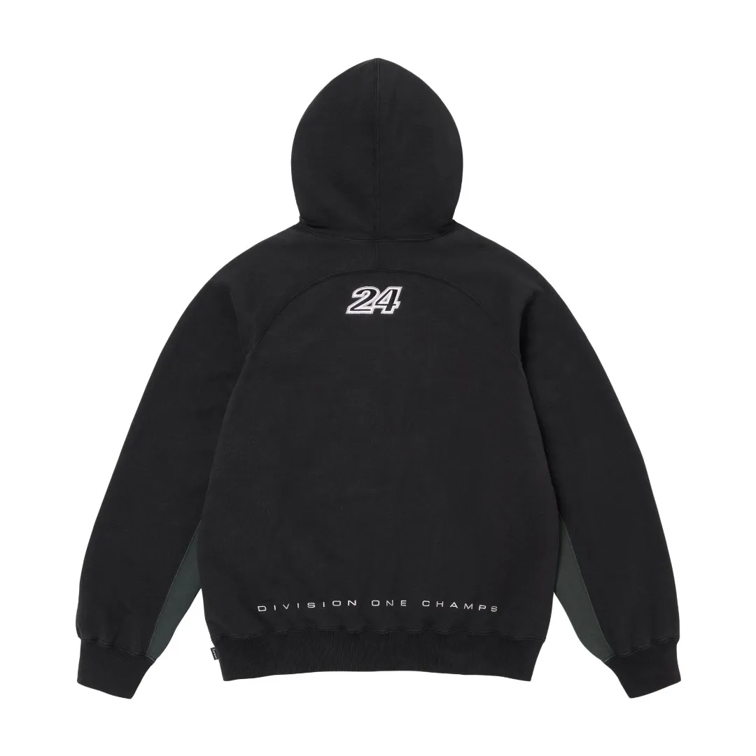 S596💰p400 top version Supreme 24fw DIYISION HOODED spliced embroidered logo sweatshirt 1. Fabric: ZP testing, custom weaving and dyeing, pure cotton 460G plus velvet main fabric, horizontal cutting, side stitching 520G 2X2 thread 2. Embroidery: Embroidery equipment, using Behringer BEKS-Y924 machine 3. Sewing process: Twelve places on the whole garment are made of four-needle and six-thread boneless splicing technology, processed by experienced foreign trade factories (ordinary factories cannot do it) 4. Hem and cuffs: all use 520G inelastic threads (low-end products use elastic threads to cause the hem and cuffs to appear wavy) 5. Customized ZP main label/wash mark/tag/packaging bag (equipped with an extra-large thickened handbag) Size: S~XL
