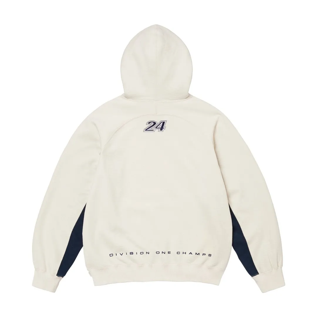 S596💰p400 top version Supreme 24fw DIYISION HOODED spliced embroidered logo sweatshirt 1. Fabric: ZP testing, custom weaving and dyeing, pure cotton 460G plus velvet main fabric, horizontal cutting, side stitching 520G 2X2 thread 2. Embroidery: Embroidery equipment, using Behringer BEKS-Y924 machine 3. Sewing process: Twelve places on the whole garment are made of four-needle and six-thread boneless splicing technology, processed by experienced foreign trade factories (ordinary factories cannot do it) 4. Hem and cuffs: all use 520G inelastic threads (low-end products use elastic threads to cause the hem and cuffs to appear wavy) 5. Customized ZP main label/wash mark/tag/packaging bag (equipped with an extra-large thickened handbag) Size: S~XL