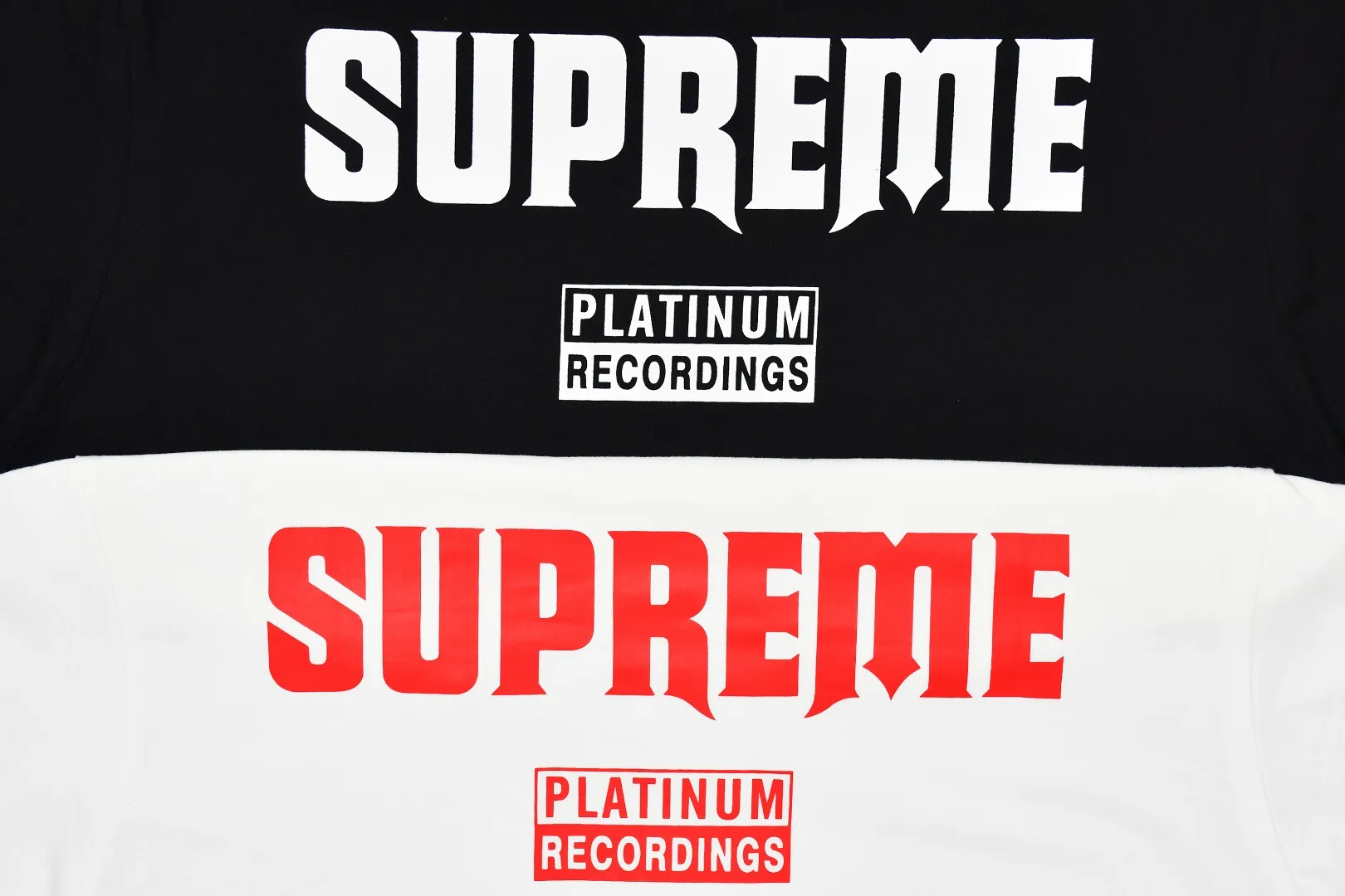 S174💰p136 Top version Supreme 22SS Still Talking Tee Logo on the back Letter printed short-sleeved T-shirt For those of us who focus on top-level Sup products, this short-sleeved one is naturally available. It adopts cylindrical seamless technology (original technology, there are no stitched bones on the side of the clothes, the key point of identification) The fabrics are all custom-woven and dyed, 280g weight, 100% cotton, cylindrical fabric. Cylindrical fabric is knitted fabric woven with a cylinder loom. The needles are distributed in a cylindrical shape on the fuselage. The gray fabric is a large cylinder that needs to be opened and shaped before it can be used further. There are no slits on the side of the clothes, so there is no washing label on the side of ordinary short-sleeves. There is only one collar label behind the neck. The printing is printed with thermosetting ink, also known as plastic. Ink, or self-adhesive ink, contains ingredients: mainly composed of polyvinyl chloride (PVC) and phthalates. PVC and phthalates, fixatives, stabilizers, and thickeners are mixed to form a thermal ink. Solid ink is not the digital direct printing advertised on the market. The printing texture of thermoset ink is something that digital direct printing cannot achieve. The collar label has a watermark anti-counterfeiting effect, a real anti-counterfeiting layer, a probability of passing the version, and a high probability of passing the original packaging picture. Size：S-XL