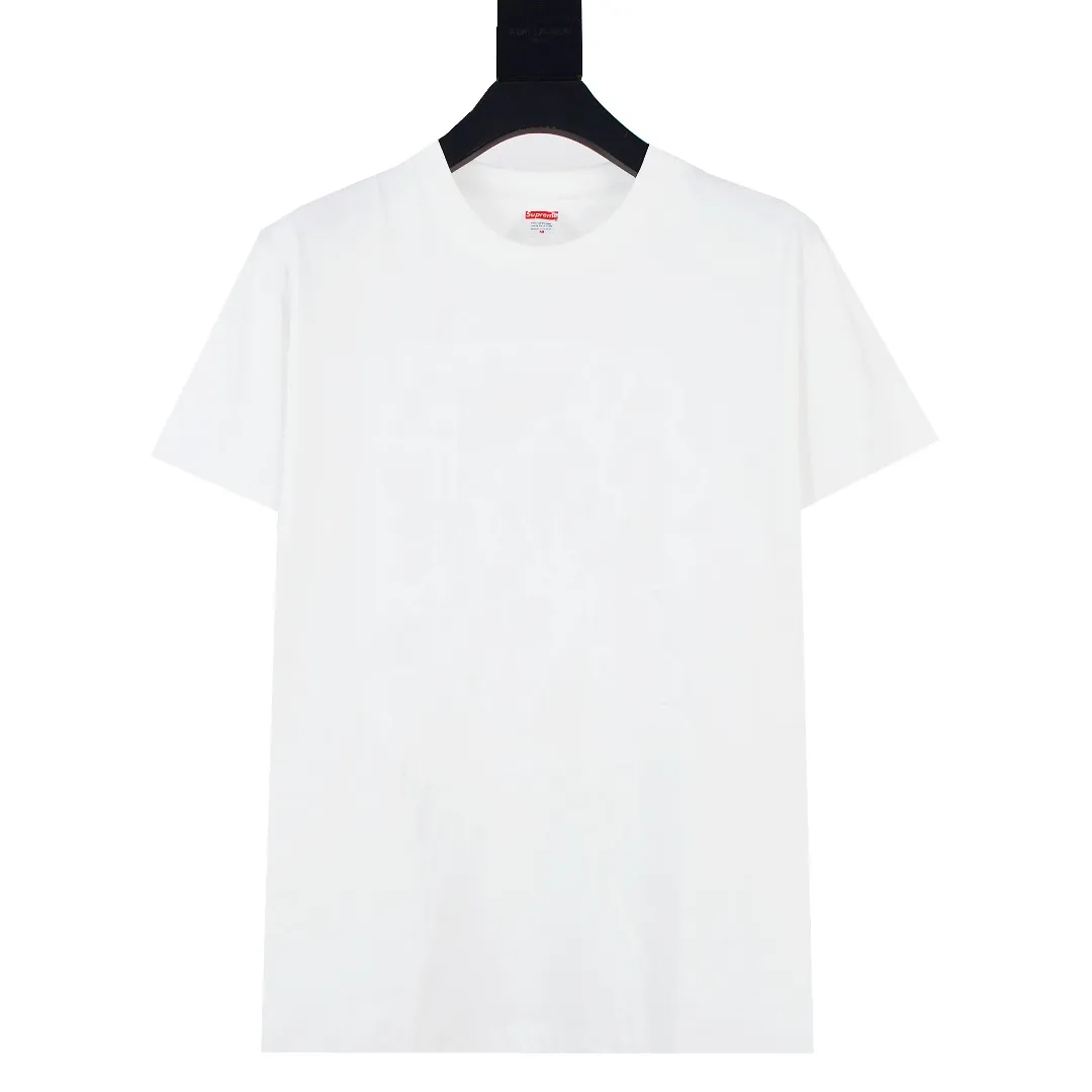 S378💰p136 Top version Supreme 24ss BACKWARDS LOGO printed short-sleeved T-shirt. Refuse to look at pictures to make goods. Refuse to compare with wrong versions. Use cylindrical seamless process (original process. There are no stitched bones on the side of the clothes. Key points of identification) The fabrics are all custom-woven and dyed, 280g weight, 100% cotton, cylindrical fabric. Cylindrical fabric is a knitted fabric woven with a cylinder loom. The needles are distributed in a cylindrical shape on the fuselage. The gray fabric is a large cylinder, which needs to be opened and shaped before it can be used further. There are no slits on the side of the clothes, so there is no washing label on the side of ordinary short-sleeves. There is only one collar label behind the neck. The printing uses thermosetting ink printing imported from Belgium (different from conventional heat transfer printing), also known as plastic ink, or self-adhesive ink. Its ingredients are: mainly composed of polyvinyl chloride (PVC) and phthalates. PVC and phthalates, solid color The thermosetting ink is composed of a mixture of agents, stabilizers, and thickeners. It is not the digital direct printing marketed on the market. The printing texture of thermosetting ink cannot be achieved by digital direct printing. The collar label has a watermark anti-counterfeiting effect, a real anti-counterfeiting layer, a version with a high probability of passing the inspection, and the original packaging picture has a high probability of passing the test. Size：S-XL
