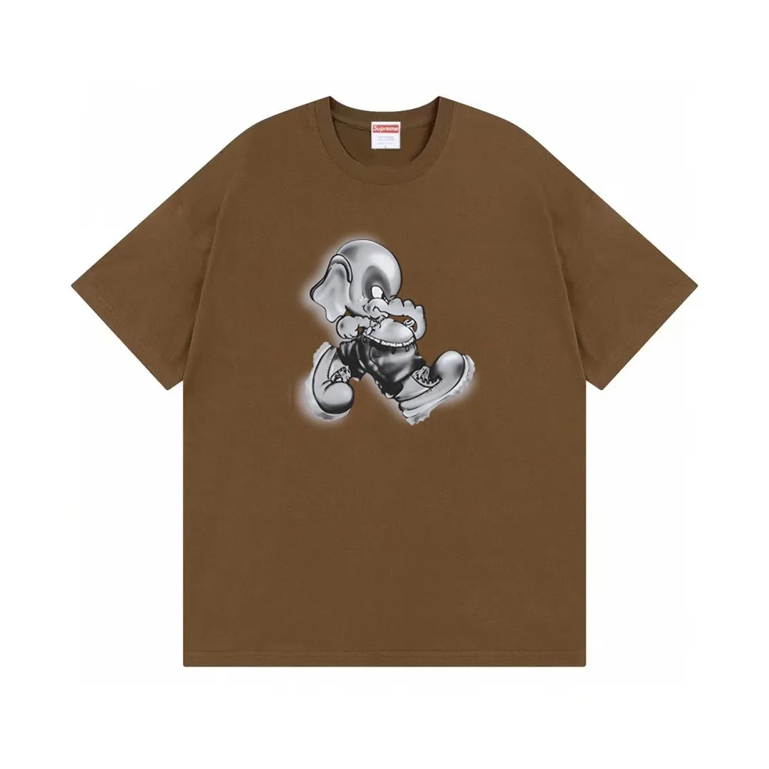 #S109 p110💰 Supreme FW22 Week1ElephantTee printing, loose version, using 260 grams of combed cotton double yarn, all three standards from fabrics to accessories are complete and follow ZP. The slurry printing imported from Matsui Company will never crack. The whole piece adopts three-needle five-thread technology. The neckline-shoulder seam-sleeve seam is double-lined, which looks more three-dimensional and textured. The same process as the original version, classic version Feel free to compare zp The whole piece adopts three-needle five-thread craftsmanship (neckline-shoulder seam-sleeve seam double thread, which looks more three-dimensional and textured) and the same craftsmanship as the original original, classic version Color: White Black Dark Green Gray Brown Red Size: S M L XL XXL