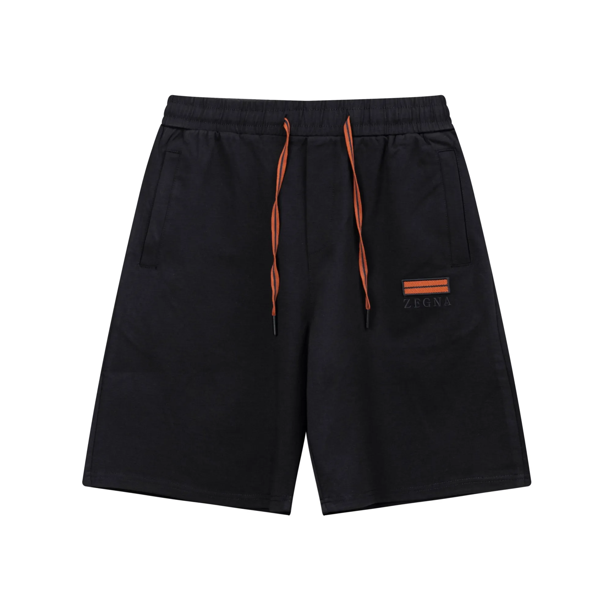 🅿️190 2025 ZZEGNA Zegna’s new knitted shorts, customized fabrics, knitted craftsmanship and knitted embroidered logo. The version is tight and three-dimensional, with straight stripe splicing. The customized trouser cord hardware has strong texture and smoothness. The upper body is comfortable and breathable. It has a concave and convex three-dimensional feel. It is fashionable and casual to wear. Color: Black-White Size: M-4XL