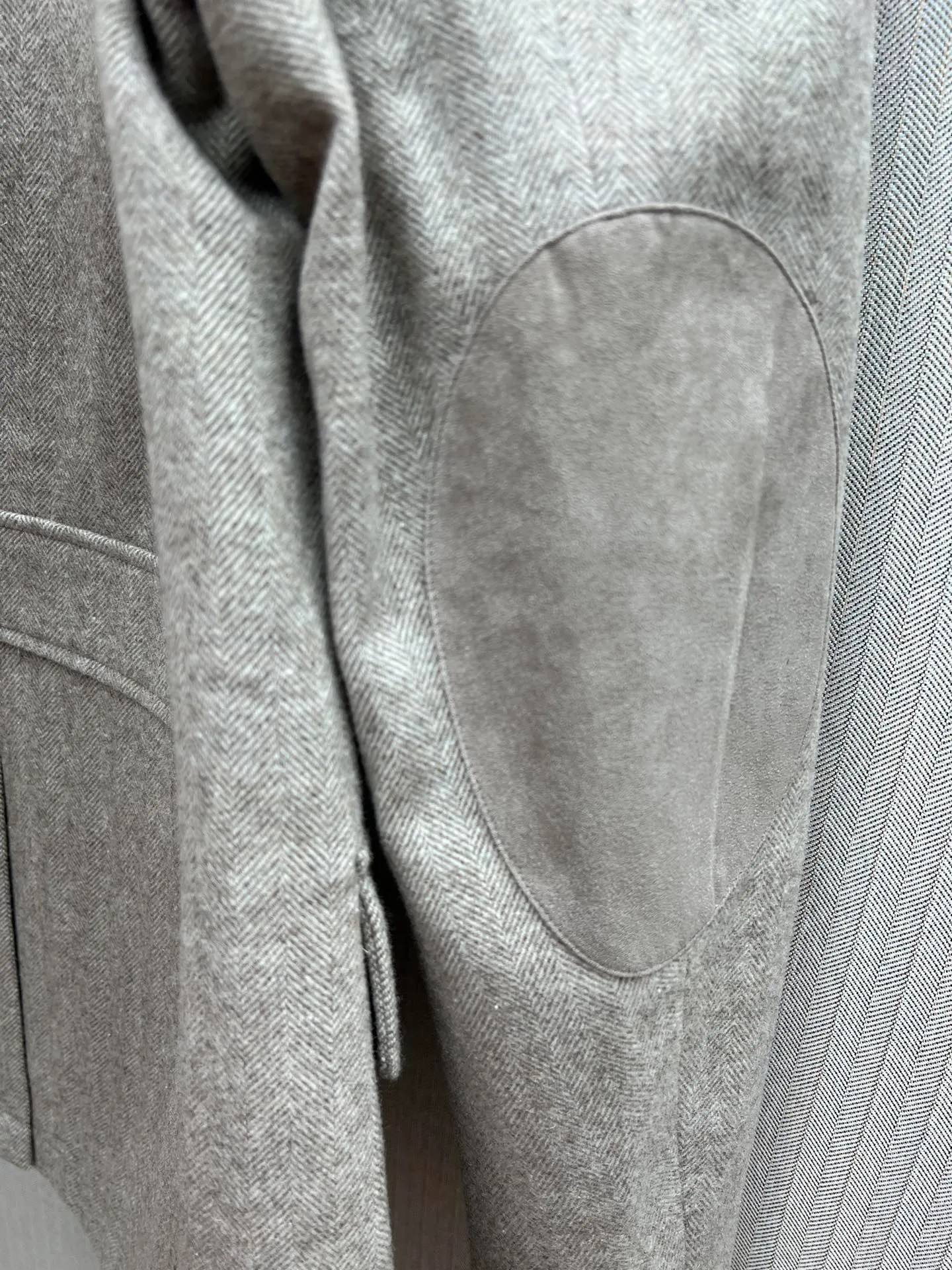 🅿️1140 Ermenegildo Zegna 25ss new autumn and winter men's small waist pocket design herringbone wool blend two-button business casual blazer Size: M.L.XL.XXL.XXXL.
