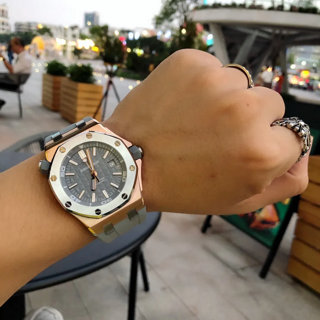 【High-end replica】💰1160! Audemars Piguet. 15710ST.OO.A002CA.01 Royal Oak Offshore Men's Mechanical Watch, size 42MM14MM, equipped with replica original Cal.3⃣1⃣2⃣0⃣ fully automatic mechanical movement, anti-glare treated sapphire💎 crystal glass, imported 316 stainless steel Ao case, equipped with imported rubber strap (original pin buckle) Friendly version, super high quality, superb workmanship, not a common product in the market, a must-have artifact for tough guys. After multiple processes of polishing and frosting, the unique octagonal bezel finally expresses sharp and angular lines. Audemars Piguet’s entry-level watch is highly recommended! ! ! It took a long time to present the most exquisite watch to all watch lovers!