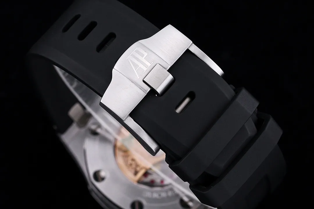 【Top replica】💰3300! Audemars Piguet 15710ST.OO.A002CA.01 Royal Oak Offshore Men's Mechanical Watch Size 42MM14MM Equipped with replica original Cal.3120 fully automatic mechanical movement (top-level Swiss 7750 movement) anti-glare treated sapphire crystal glass Imported 316 stainless steel case with imported rubber strap (first-layer calfskin) original pin buckle People-friendly version, super high quality, super A workmanship, not ordinary goods in the market, good value for money, a must-have artifact for tough guys. After multiple processes of polishing and frosting, the unique octagonal bezel finally expresses sharp and angular lines. Audemars Piguet's entry-level watch is highly recommended! ! ! It took a long time to present the most exquisite watches to all watch lovers, and a pair of original straps will be given as a random gift 🔥Top products, high quality products constantly🔥