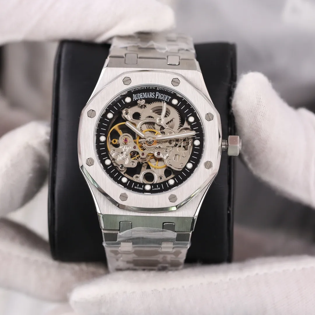 【Customized all-in-one machine】💰1640! Audemars Piguet ‼ ️Royal Oak Offshore Series Anti-glare treated mineral glass Size 42mm*14mm Equipped with AP original pin buckle Equipped with a replica rotor Fully automatic imported 9015 mechanical movement Octagonal brushed steel case with hollow surface Deeply waterproof (authentic model 26470SO.OO.A002CA.01) Super high quality in the market Super A workmanship Cool and domineering A different tough guy🔥Hot recommendation🔥Welcome to reprint!