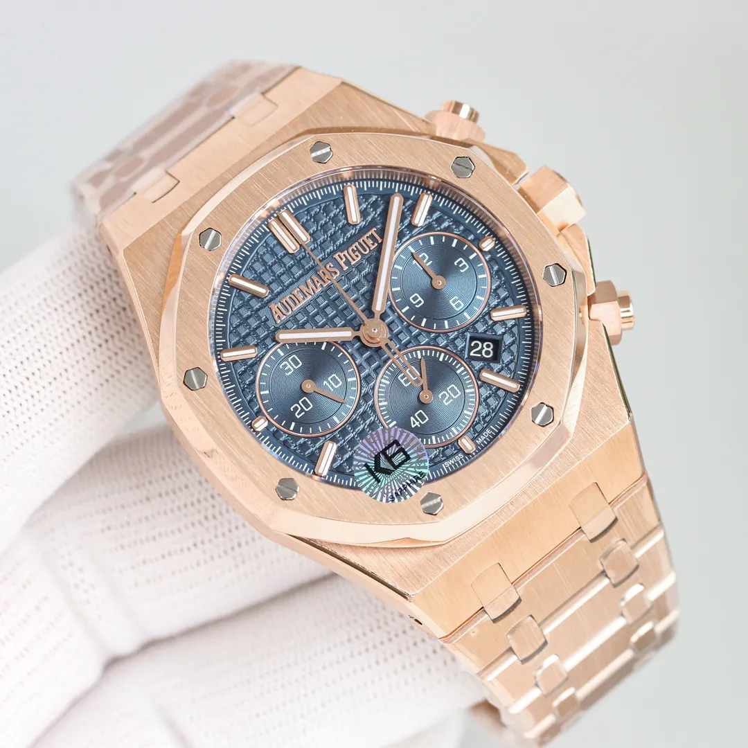 【Top Replica】💰Private chat! New product AP/Audemars Piguet Royal Oak series new 26240 chronograph, using the same Swiss 7750 chronograph movement as the original (6-digit small second transparent movement), with anti-glare sapphire high-transparent glass dial decorated with the classic Grande Tapisserie large plaid pattern 316 stainless steel alternates between satin brushing and polishing, showing an interesting contrast between matte and shiny surfaces. The rough and elegant 41mm dial is full of strength and has a super luminous display, which can read the time in any environment.