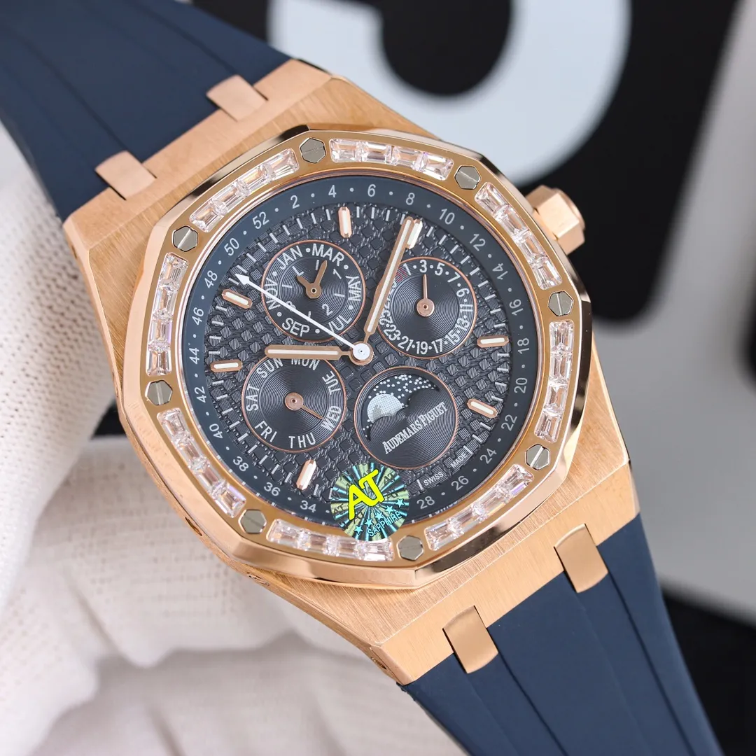 AP Audemars Piguet Royal Oak 26574ST series men's watch! A perfect and personalized experience! 1⃣️Diameter 41MM! 2⃣️ Equipped with a customized version of Cal.5134 movement, which perfectly restores functions! 3⃣️All functions such as calendar, day of the week, month, moon phase, etc. are all real functions and can be used normally. (Steel belt, tape, and belt models are optional) 3⃣️The watch case is made of 316L fine steel, and the entire case is CNC-processed with high precision, and the density is consistent with the original!           4⃣️The entire text is perfectly presented according to the original color! 5⃣️A three-piece set of shell cover, shell and bottom cover. The overall angle perfectly reflects the drawing process and the fusion of quality and beauty!