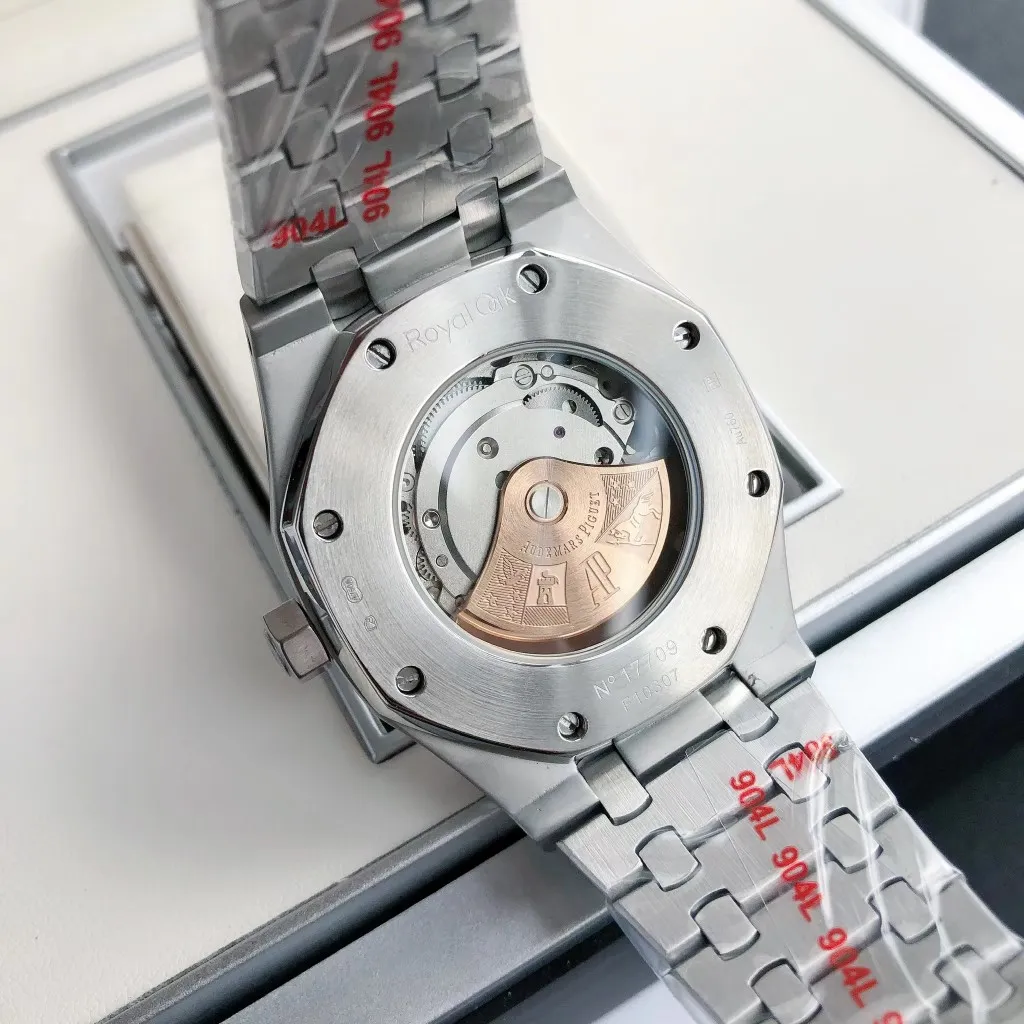 【High-end replica】💰1240! 【Customized all-in-one machine】💰1720! 2022 official synchronized new popular Audemars Piguet Royal Oak series 15500 classic men's watch [wit] [Movement] GD products still adhere to the principle of high cost performance, low price and affordable price, using 💯 brand new original Japanese imported Citizen 9015 automatic mechanical movement with zero repair, and correcting the original movement top [Case] The case is made of 316 stainless steel with flawless white lines and clear and smooth lines. The octagonal ring mouth is equipped with eight screws and the bezel is eye-catching. The size is 41mm/12mm. [Literature] The large plaid text is filled with fluorescent powder, which is bright and contrasting under the sun. The scale is filled with exclusive luminous light, which absorbs light quickly and has high durability. [Bracelet] 316 stainless steel bracelet synchronizes the brushed texture of the case with a three-fold push-button buckle. ⚠️Please look for the exclusive quality of GD products
