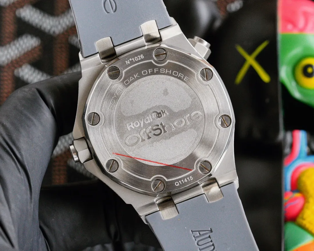 【High-end replica】💰1160! Customized all-in-one machine 💰1720! Audemars Piguet Royal Oak Series Audemars Piguet 15710ST.OO.A002CA.01 Royal Oak Offshore Men's Mechanical Watch Size 42MM14MM Equipped with a replica original Cal. fully automatic mechanical movement Sapphire mirror glass Imported 316 stainless steel case with imported rubber strap Original pin buckle Ultra-high quality, value for money A must-have artifact for tough guys After multiple processes of polishing and frosting, Audemars Piguet’s unique octagonal bezel finally expresses sharp angular lines!