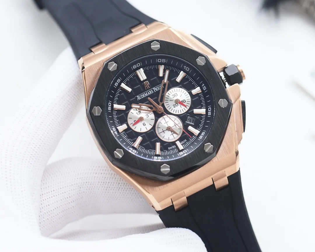 Audemars Piguet Royal Oak Offshore series original model opening, the most cost-effective version on the market! Self-winding mechanical movement (upgraded from the original 2385 automatic hammer, closer to the original version), the new dial adopts three-dimensional hydraulic effect, 316L stainless steel case, ultra-high hardness crystal glass mirror, 100-meter super waterproof (can be used for diving and swimming) 43mm diameter, 14mm thickness, the dial has Audemars Piguet's exclusive "Méga" Tapisserie" super large plaid decoration, with a strong three-dimensional effect, upgraded super luminous function, the entire case is CNC processed, perfectly restoring the original structure, the strap is made of rubber, the softness is consistent with the original, showing the domineering nature of men⚠️Please look for the exclusive quality