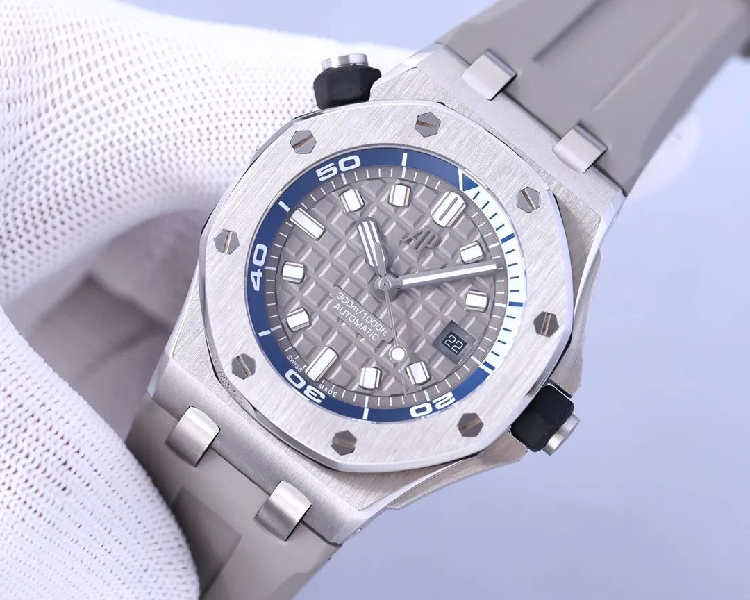 【Top replica】💰3300! Audemars Piguet 15710ST.OO.A002CA.01 Royal Oak Offshore Men's Mechanical Watch Size 42MM14MM Equipped with replica original Cal.3120 fully automatic mechanical movement (top-level Swiss 7750 movement) anti-glare treated sapphire crystal glass Imported 316 stainless steel case with imported rubber strap (first-layer calfskin) original pin buckle People-friendly version, super high quality, super A workmanship, not ordinary goods in the market, good value for money, a must-have artifact for tough guys. After multiple processes of polishing and frosting, the unique octagonal bezel finally expresses sharp and angular lines. Audemars Piguet's entry-level watch is highly recommended! ! ! It took a long time to present the most exquisite watches to all watch lovers, and a pair of original straps will be given as a random gift 🔥Top products, high quality products constantly🔥