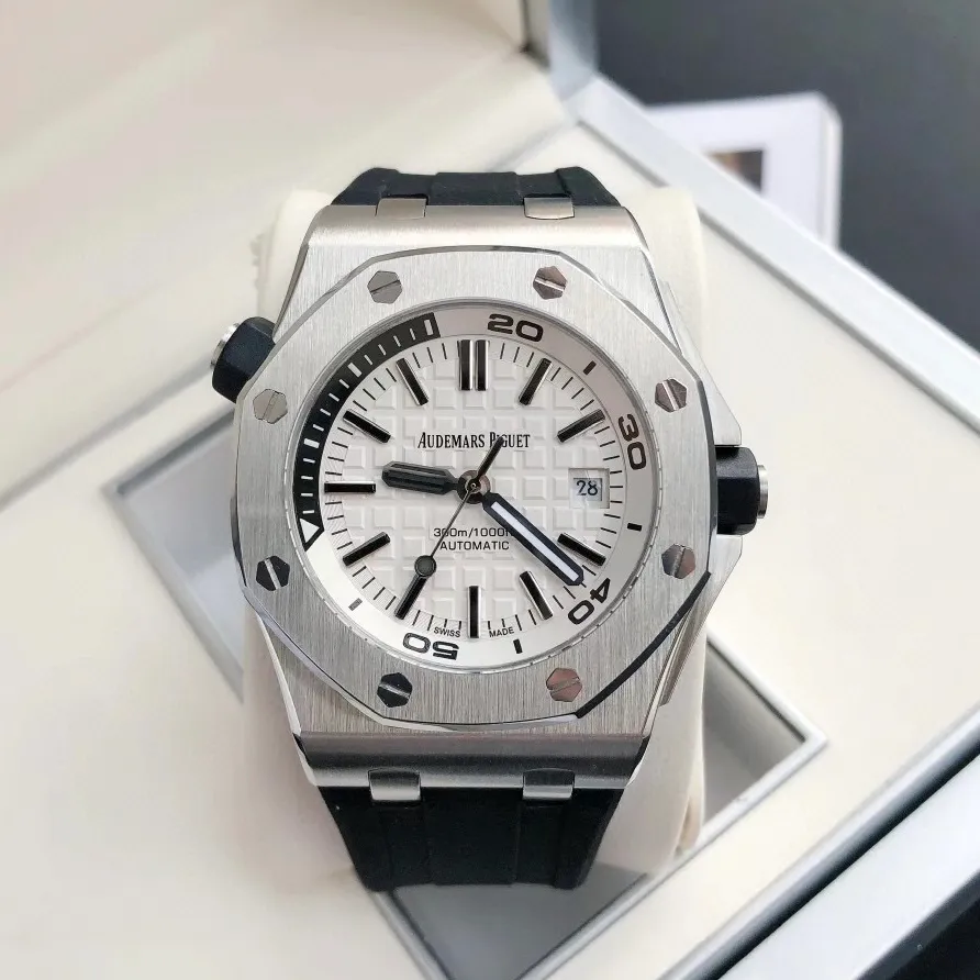 【High-end replica】💰1160! 【Customized all-in-one machine】💰1720! 2022 heavy new product [color] AP Audemars Piguet Royal Oak Offshore men's sports watch, with the same quality standards as always, equipped with sapphire glass, new Citizen movement, deep waterproof, inner shadow circle adjustable rotating chronograph function, perfectly synchronized with original details! [Movement] Still adhering to high cost performance, it uses the brand new original Citizen 9015 automatic mechanical movement imported from Japan with zero repair, and corrects the original movement top. [Case] The case is made of 316 stainless steel, white and flawless, with clear and smooth lines. The octagonal ring mouth is equipped with eight screws and the bezel is dazzling. The size is 42mm/12mm. [Literal] The color is bright under the sun and the contrast is sharp. The scales are filled with exclusive luminous light, which absorbs light quickly and has strong durability. [Bracelet] A rubber strap imported from a large manufacturer with an original large pin buckle ⚠️Please look for the exclusive quality