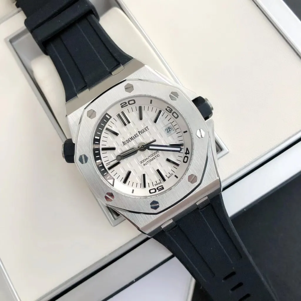 【High-end replica】💰1160! 【Customized all-in-one machine】💰1720! 2022 heavy new product [color] AP Audemars Piguet Royal Oak Offshore men's sports watch, with the same quality standards as always, equipped with sapphire glass, new Citizen movement, deep waterproof, inner shadow circle adjustable rotating chronograph function, perfectly synchronized with original details! [Movement] Still adhering to high cost performance, it uses the brand new original Citizen 9015 automatic mechanical movement imported from Japan with zero repair, and corrects the original movement top. [Case] The case is made of 316 stainless steel, white and flawless, with clear and smooth lines. The octagonal ring mouth is equipped with eight screws and the bezel is dazzling. The size is 42mm/12mm. [Literal] The color is bright under the sun and the contrast is sharp. The scales are filled with exclusive luminous light, which absorbs light quickly and has strong durability. [Bracelet] A rubber strap imported from a large manufacturer with an original large pin buckle ⚠️Please look for the exclusive quality