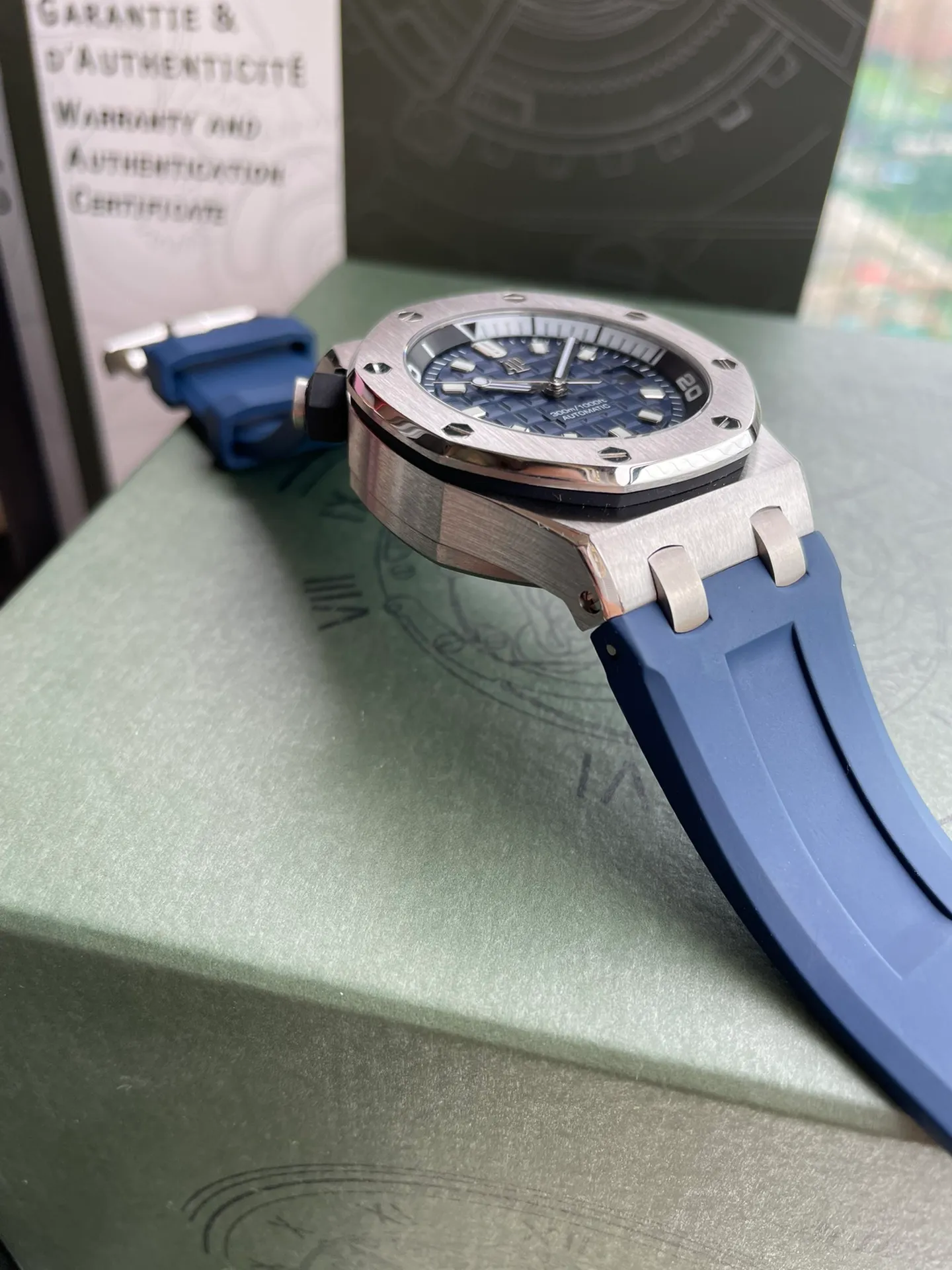 【High-end replica】💰1160 【Top-level replica】💰3440! Audemars Piguet 15710ST.OO.A002CA.01 Royal Oak Offshore Men's Mechanical Watch, size 42MM14MM, with replica original Cal.3️⃣1️⃣2️⃣0️⃣ fully automatic mechanical movement, anti-glare treated sapphire💎 crystal glass, imported 316 stainless steel case Paired with imported rubber strap, original pin buckle, people-friendly version, super high quality, super A workmanship, not ordinary goods in the market, good value for money, a must-have artifact for tough guys. After multiple processes of polishing and frosting, the unique octagonal bezel finally expresses sharp and angular lines. Audemars Piguet's entry-level watch is highly recommended! ! ! It takes a long time to present the most exquisite watches to all watch lovers!