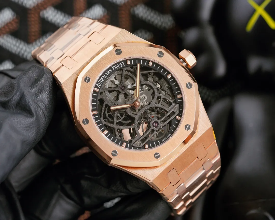 New AUDEMARS PIGUET [Audemars Piguet Royal Oak] model 26518ST.OO.1220ST.01 "Original diameter 41mm, thickness 9.5mm" 👏 "Specially made transparent manual winding imitation tourbillon movement/80 hours power reserve/fast swing 28800 amplitude, the quality reaches zero repair" [Victory] "The case/steel band/buckle are of the highest quality on the market" [Strong] Anti-glare sapphire glass is used on both sides"! The perfect reproduction perfectly demonstrates the effect of the original tourbillon! [fist]