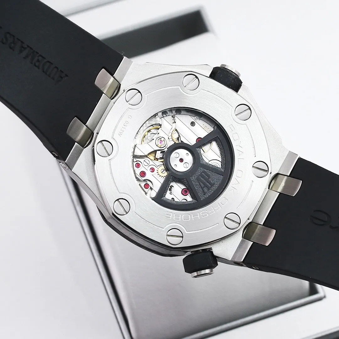 Produced by GW to create a classic-Audemars Piguet 15720 King of Diving! 4302 integrated movement, creating the strongest replica both internally and externally. 1. The case is polished multiple times to match the edges and corners and the material feels consistent; 2. The strongest movement plywood is polished, using the V2 version of the gold automatic support color; 3. The most user-friendly removable headband buffer area to ensure that it matches the original design; 4. The most three-dimensional and neat "biscuit texture" on the disk is guaranteed to be exactly the same as the original: 5. The most durable luminous light and the most aligned internal scales. 6. The original and consistent assembly structure is used to achieve uniformity in every detail! 7. The closest to the original pointer, with sharp and neat cut surfaces without burrs; 8. The closest to the original calendar magnifying glass, the most transparent on the market; 9. The strongest sapphire mirror, transparent to the senses, and coated with anti-vertigo anti-reflection coating; The most important movement: CAL.4302 movement, stable function, 41 hours of power reserve consistent with the original, and the same appearance! The king of diving, the GW king is back!