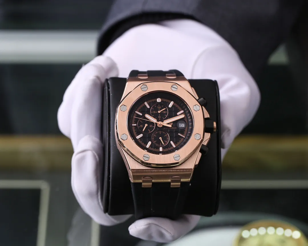 【Foreign Trade Import】💰1960! Audemars Piguet🔥 Audemars Piguet Royal Oak Offshore series, multi-functional self-winding mechanical movement, using imported 316L stainless steel case, original pin buckle, anti-glare crystal glass mirror, 100 meters super waterproof (can dive and swim) 42mm diameter, 13MM thickness, the dial has Audemars Piguet's exclusive "Méga" Tapisserie" super large plaid decoration, with a strong three-dimensional effect, upgraded super luminous function, the entire case is CNC processed, perfectly restoring the original structure, the strap is made of rubber, the softness is consistent with the original, super A workmanship⚠️Please look for exclusive quality! Welcome to reprint!