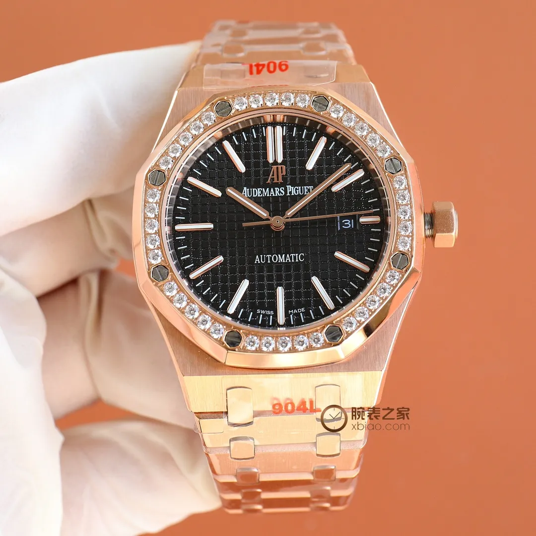 【High-end replica】💰1240! 【Customized all-in-one machine】💰1720! The new 2023 [Color] AP31000 arrives [Luxury Sports Benchmark Product] 2023 official synchronized new popular Audemars Piguet Royal Oak Series 15500 Classic Men's Watch [Wit] [Movement] Still adhering to the principle of high cost performance, low price and affordable, using 💯 brand new original Japanese imported Citizen 9015 automatic mechanical movement with zero repair, and modifying the original movement rotor [Case] The case is made of 316 stainless steel, with flawless white lines and clear and smooth lines. The octagonal ring is equipped with eight screws and the bezel is bright and eye-catching. The size is 41mm/12mm. [Literature] The large plaid text is filled with fluorescent powder. It is bright in color and has sharp contrast in the sun. The scale is filled with exclusive luminous light, which absorbs light quickly and has high durability. [Bracelet] 316 stainless steel bracelet with brushed texture on the case, equipped with a three-fold push-button 🔥Top product, high quality products constantly🔥