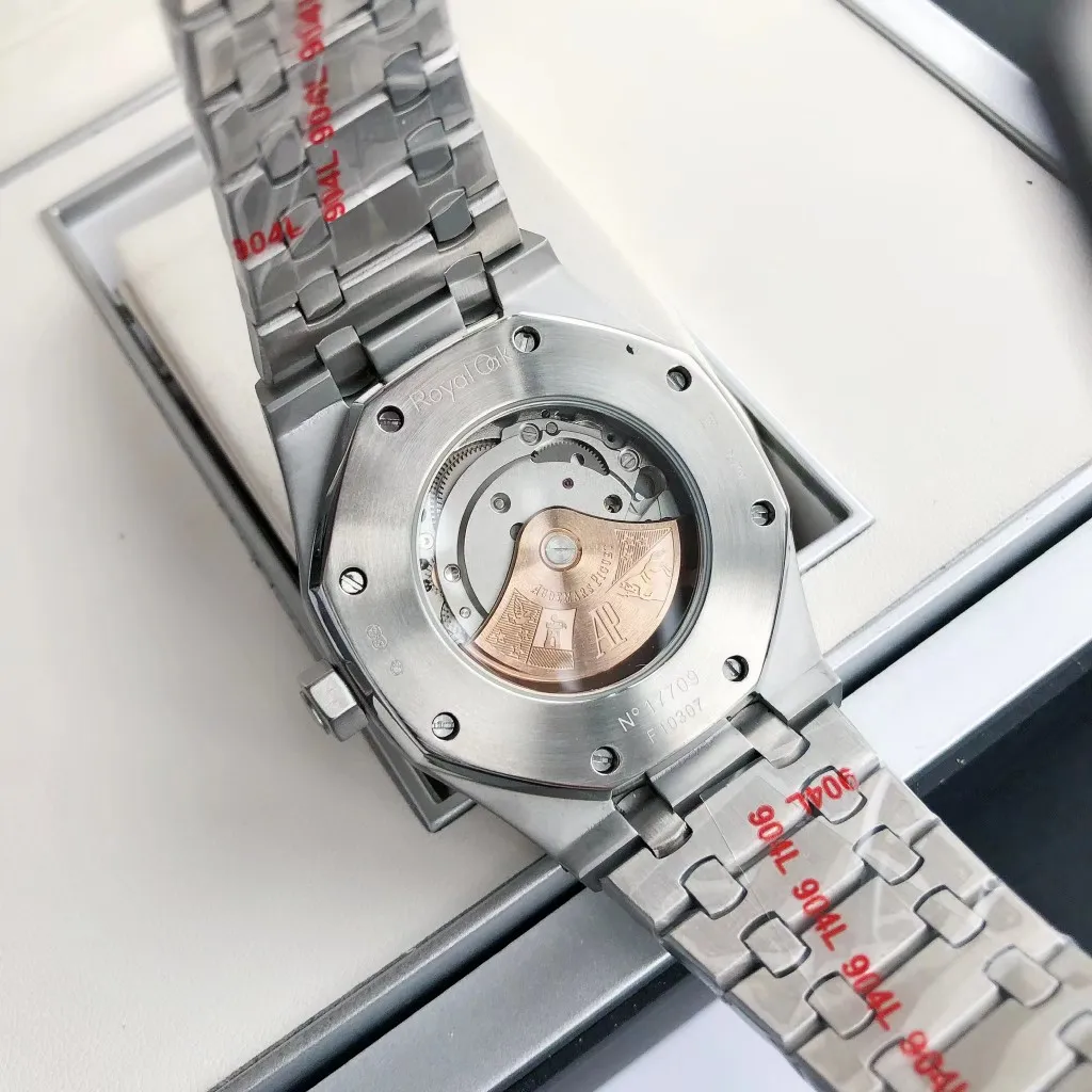 【High-end replica】💰1240! 【Customized all-in-one machine】💰1720! 2022 official synchronized new popular Audemars Piguet Royal Oak series 15500 classic men's watch [wit] [Movement] GD products still adhere to the principle of high cost performance, low price and affordable price, using 💯 brand new original Japanese imported Citizen 9015 automatic mechanical movement with zero repair, and correcting the original movement top [Case] The case is made of 316 stainless steel with flawless white lines and clear and smooth lines. The octagonal ring mouth is equipped with eight screws and the bezel is eye-catching. The size is 41mm/12mm. [Literature] The large plaid text is filled with fluorescent powder, which is bright and contrasting under the sun. The scale is filled with exclusive luminous light, which absorbs light quickly and has high durability. [Bracelet] 316 stainless steel bracelet synchronizes the brushed texture of the case with a three-fold push-button buckle. ⚠️Please look for the exclusive quality of GD products