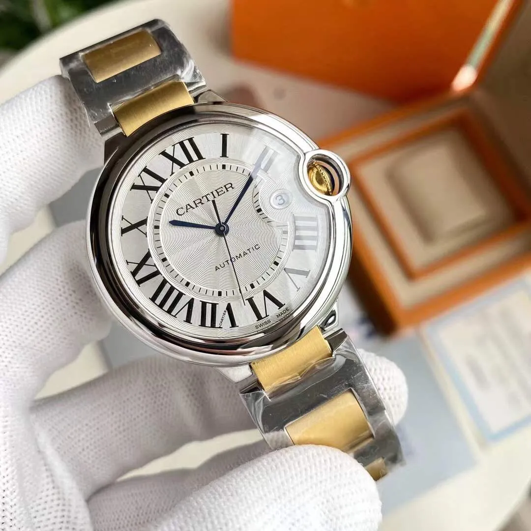 【Top replica】💰2800! CARTIER Cartier Blue Balloon, men's size ~ 42mm, the same shell and strap at the counter, and even every accessory can be interchanged with the genuine product, fully automatic mechanical movement, consistent with the counter, each piece has an independent identification number, double-shaped sapphire crystal fish-eye glass, high-definition sun pattern silver-plated panel, burnt steel blue needle quenched at 1600 degrees Celsius, drum-shaped head gems are fully penetrated by blue light, and are truly perfect in every detail!