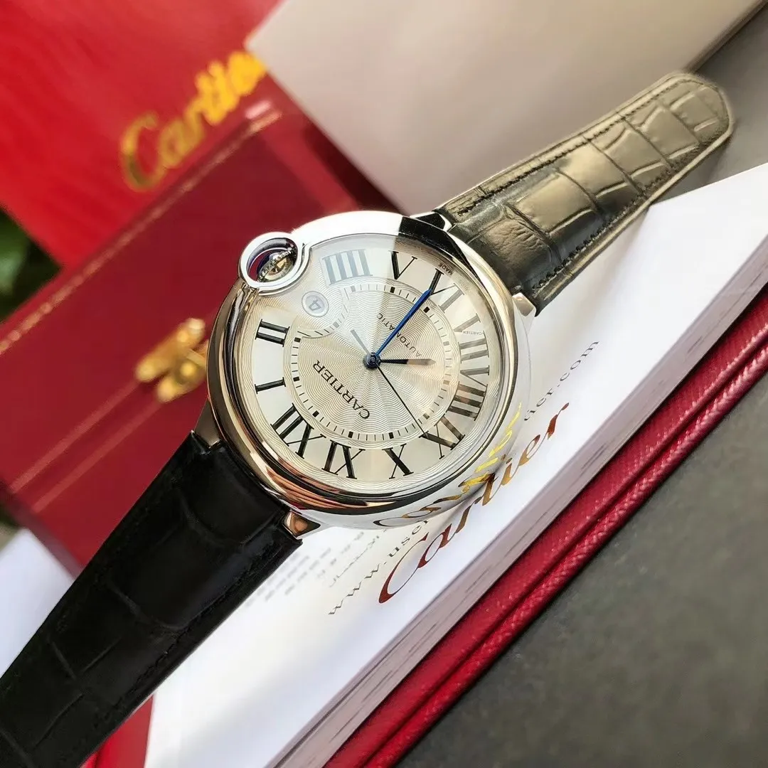 【High-end replica】💰1080! 【Customized all-in-one machine】💰1720! Cartier Blue Balloon [Cross-border peak, replica of the original version] GD quality control ingenuity creates a classic model - the Cartier Blue Balloon 42mm series is a one-to-one replica of the original version, sleek and elegant, showing nobility. [Case] ​​The case size is synchronized with the original 42/13mm 316L stainless steel case, which is extremely polished and shiny. The level of detail is no less than the original, perfectly embodying the unique charm of the original. [Movement] Equipped with the imported Citizen 9015 movement, the parameters are synchronized with the original ones, and can be simultaneously upgraded to the Swiss ETA machine. It has accurate travel time, delicate winding feel, and the time adjustment direction is synchronized with the original ones. [Strap] It is equipped with a first-layer cowhide strap imported from Italy and a top-grade 316L stainless steel strap to choose from. The steel belt is exquisitely polished ⚠️ Please look for the exclusive quality produced by GD