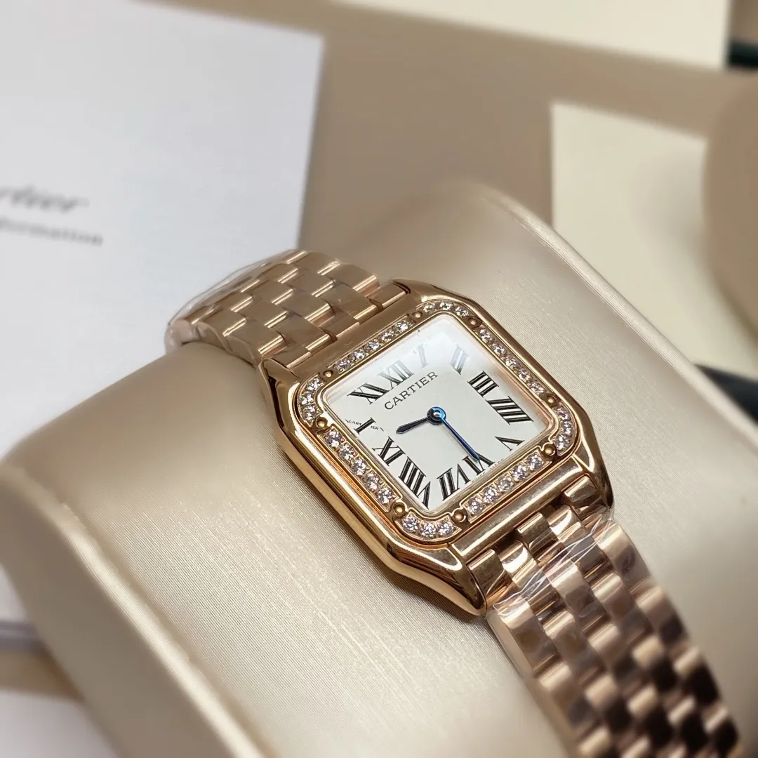 2021 Summer New Style 𝐯𝐜𝐚 𝐅𝐚𝐜𝐭𝐨𝐫𝐲 Produced by Cartier Cheetah without handle Brand: 𝐂𝐚𝐫𝐭𝐢𝐞𝐫·Cartier™️ Series: 𝐏𝐀𝐍𝐓𝐇𝐄𝐑𝐄 𝐃𝐄 (Japanese バージョン) Movement: Swiss quartz Size: 𝟐𝟐/𝟑𝟎𝐦𝐦 small, 𝟐𝟕/𝟑𝟓𝐦𝐦 medium Material: 𝟑𝟏𝟔 stainless steel Button: original pull button Function: hour hand