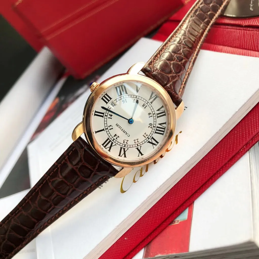 [High-end replica] 💰1120 each! [Taiwan Factory ⌚️London Series] Cartier-CARTIER (V12 upgraded version) classic London series couple watch, original mold opening, diameter: medium 36mm small 29.5mm, crocodile pattern strap, 💯 Swiss quartz movement, details and workmanship are consistent with the original ⚠️Please look for exclusive quality
