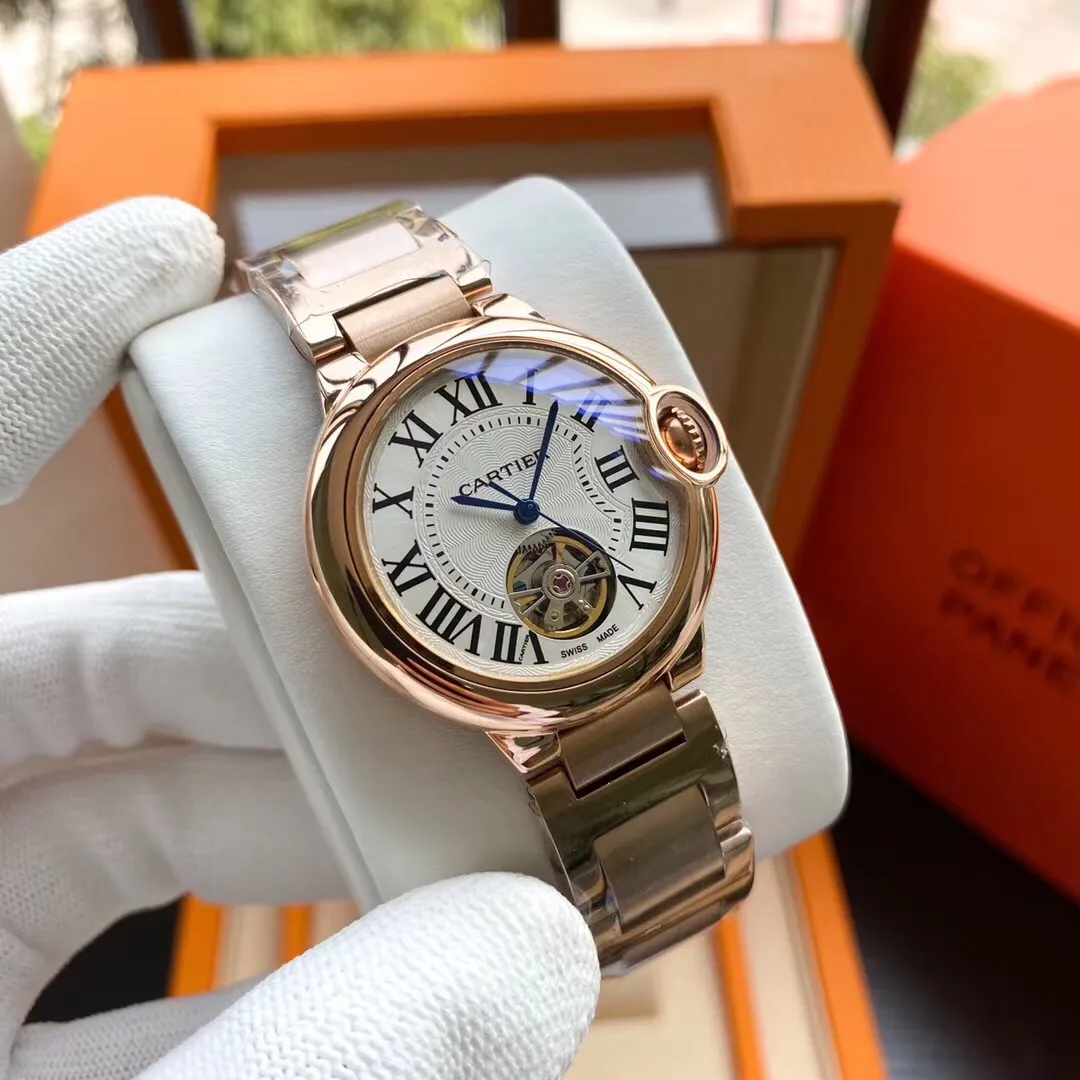 【Foreign trade import】💰1280! The Cartier Blue Balloon series and tourbillon mechanical women's watches are now on the market, exuding fashionable beauty. The operation of the movement flywheel is clear at a glance, showing nobility and luxury. Paired with imported Italian calfskin, it perfectly blends classicity and innovation. The diameter is 36mm wide and the thickness is 11mm🔥The top products are constantly produced🔥