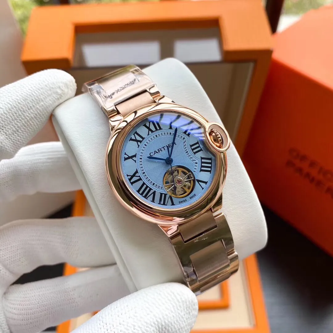 【Foreign trade import】💰1280! The Cartier Blue Balloon series and tourbillon mechanical women's watches are now on the market, exuding fashionable beauty. The operation of the movement flywheel is clear at a glance, showing nobility and luxury. Paired with imported Italian calfskin, it perfectly blends classicity and innovation. The diameter is 36mm wide and the thickness is 11mm🔥The top products are constantly produced🔥