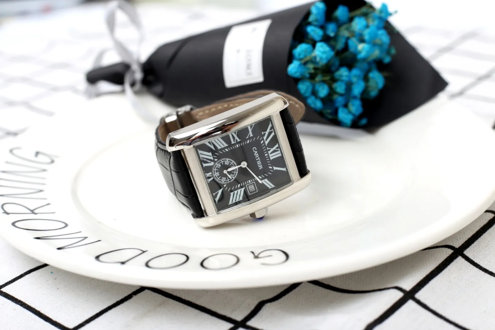 【Foreign Trade Import】💰620 each! Cartier-CARTIER all-black dial, size 40mm for men and 33mm for women, made of stainless steel, imported quartz movement, diamond-coated wear-resistant mirror