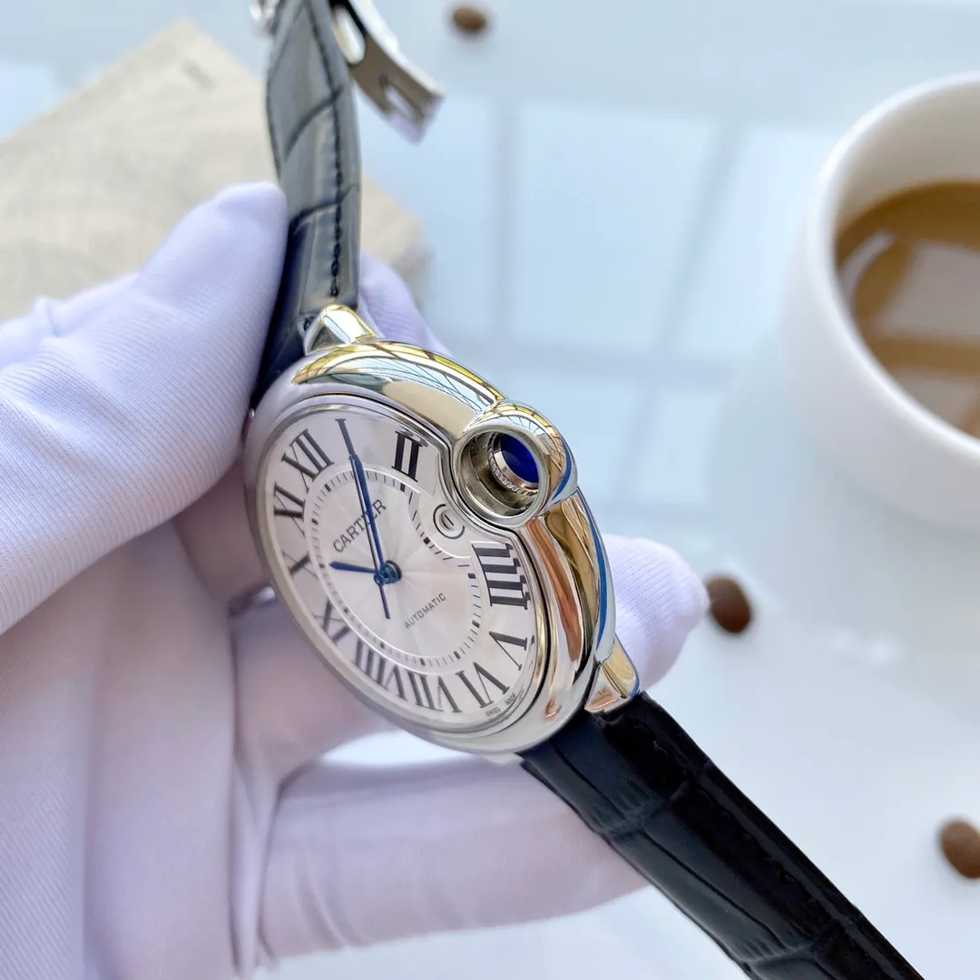 【Foreign Trade Import】💰1720! Cartier - [Rose] [Rose] Exclusive and original - blue balloon - ultra-clear mirror - classic design [actual photo] ⚠🎉Brand: Cartier (a noble and wise work) [Special design] 🔥Type: Exquisite men's watch (more excellent) 🔥Strap: genuine cowhide/316L stainless steel strap (more durable) 🔥Movement: Citizen mechanical movement (more stable) Japanese 8215 🔥Material: Mineral super strong mirror (more wear-resistant) Smart style, strong sense of thickness, special design, return with great reputation Size: 42mm in diameter, 12mm thick, smart launch! Welcome to reprint!