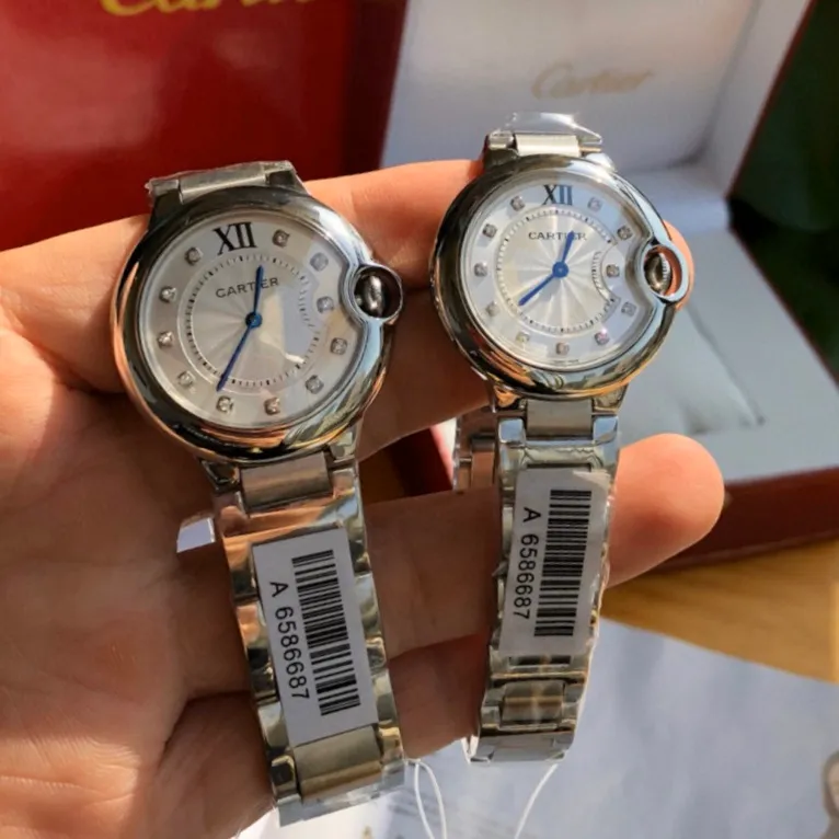 【High-end replica】💰1720! Cartier Blue Balloon Series Women's Quartz Watch! Original factory assembled! Perfect replica! Swiss quartz movement used! The movement is engraved with the Cartier logo! Sapphire glass! Stainless steel strap! ! Silver dial! Dial 28mm! and 33mm. 36mm three sizes! Rhinestone scale! It’s really beautiful to use! Comes with full counter packaging!
