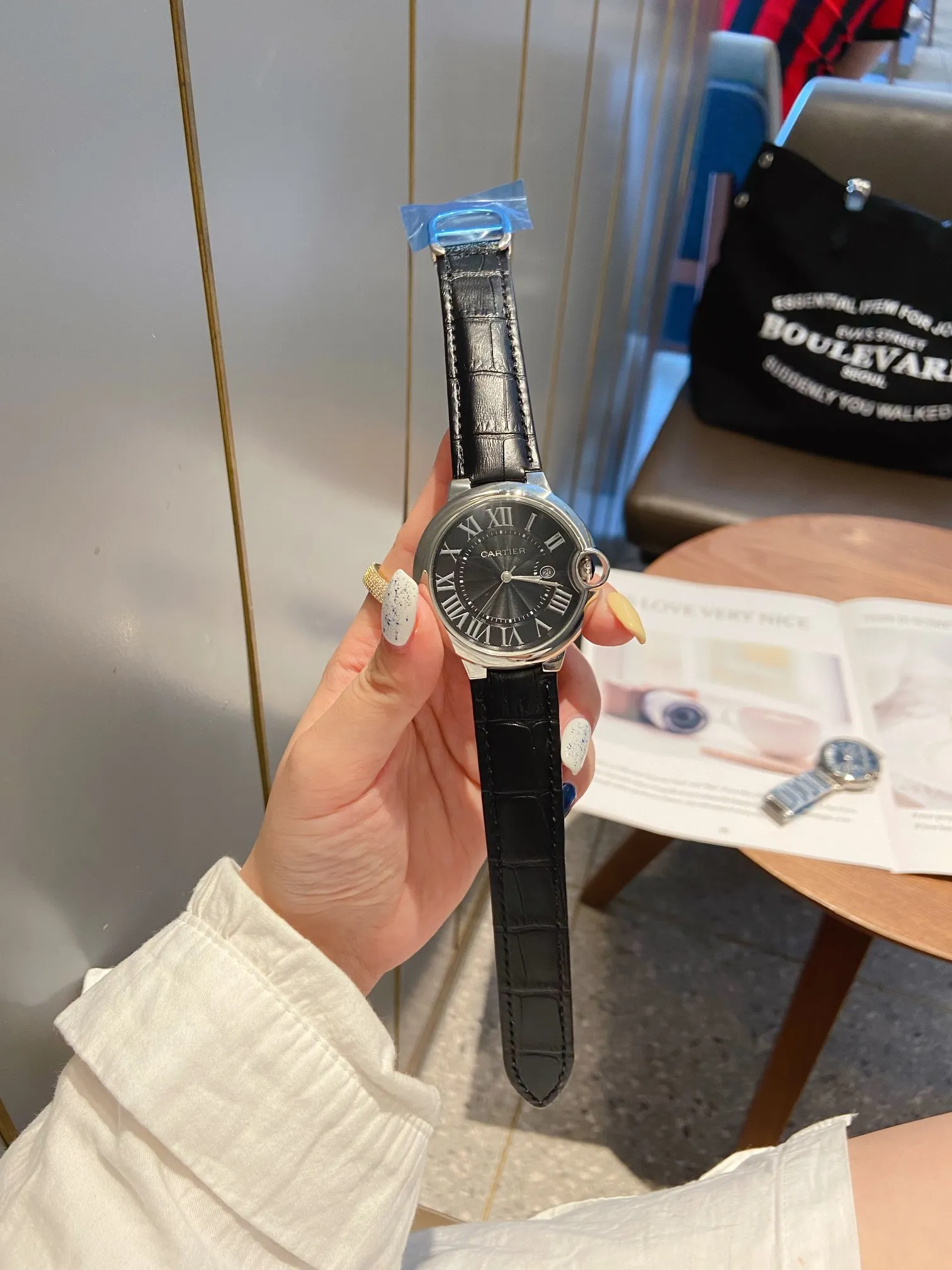 [High-end replica] 💰620 Couple model 💏 Cartier Blue Balloon! ! Stainless steel case, imported quartz movement! ! Convex coated mirror! ! Three sizes are available, 28mm 33mm 36mm for women and 42mm for men! !