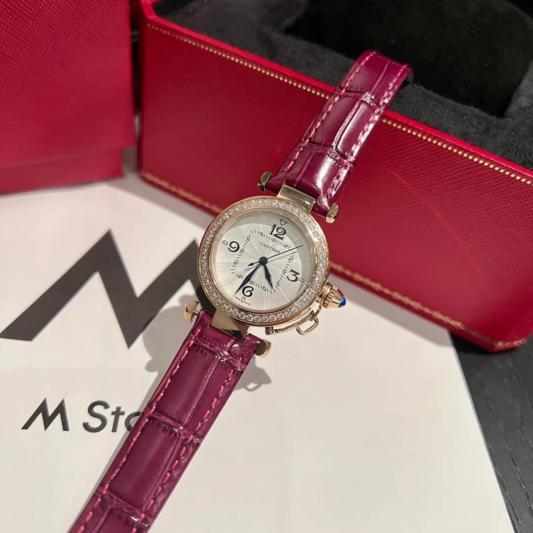 【High-end replica】💰1300! PASHADECARTIER Cartier Pasha series of watches, with a circle within a square, 35mm model, imported Swiss quartz movement, 316L stainless steel case, Italian calfskin strap, hardened steel blue luminous hands, very suitable for every woman!
