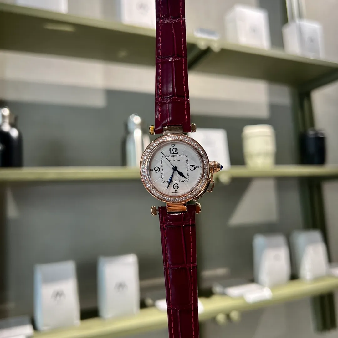 【High-end replica】💰1300! PASHADECARTIER Cartier Pasha series of watches, with a circle within a square, 35mm model, imported Swiss quartz movement, 316L stainless steel case, Italian calfskin strap, hardened steel blue luminous hands, very suitable for every woman!