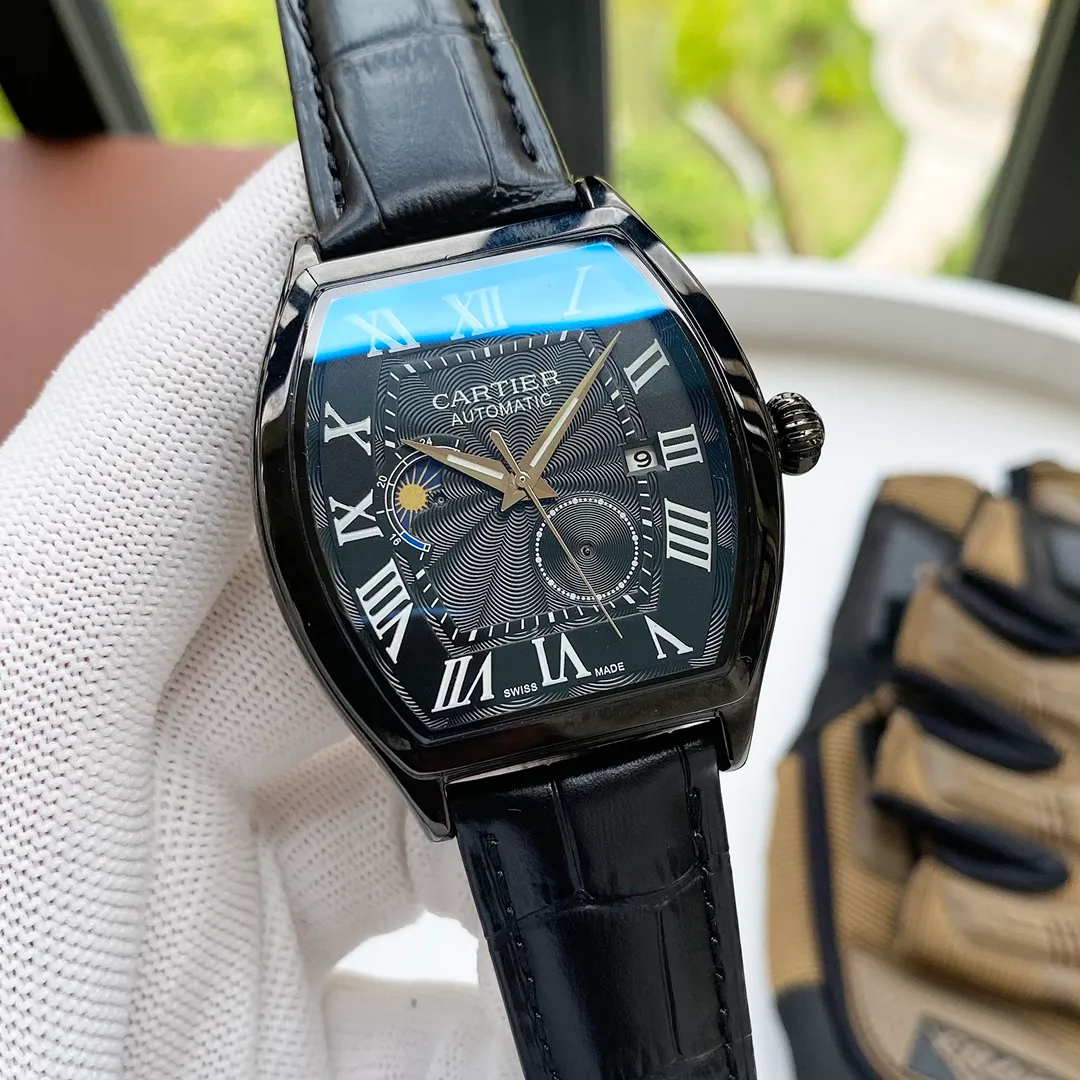 【Foreign Trade Import】💰1440! Cartier's fine men's watch, classic three-hand calendar design, noble atmosphere, gentlemanly style, excellent quality, hot-selling all over the city. Using fully automatic mechanical movement, top-grade 316 stainless steel case, imported calfskin strap, mineral super mirror, size 42*13