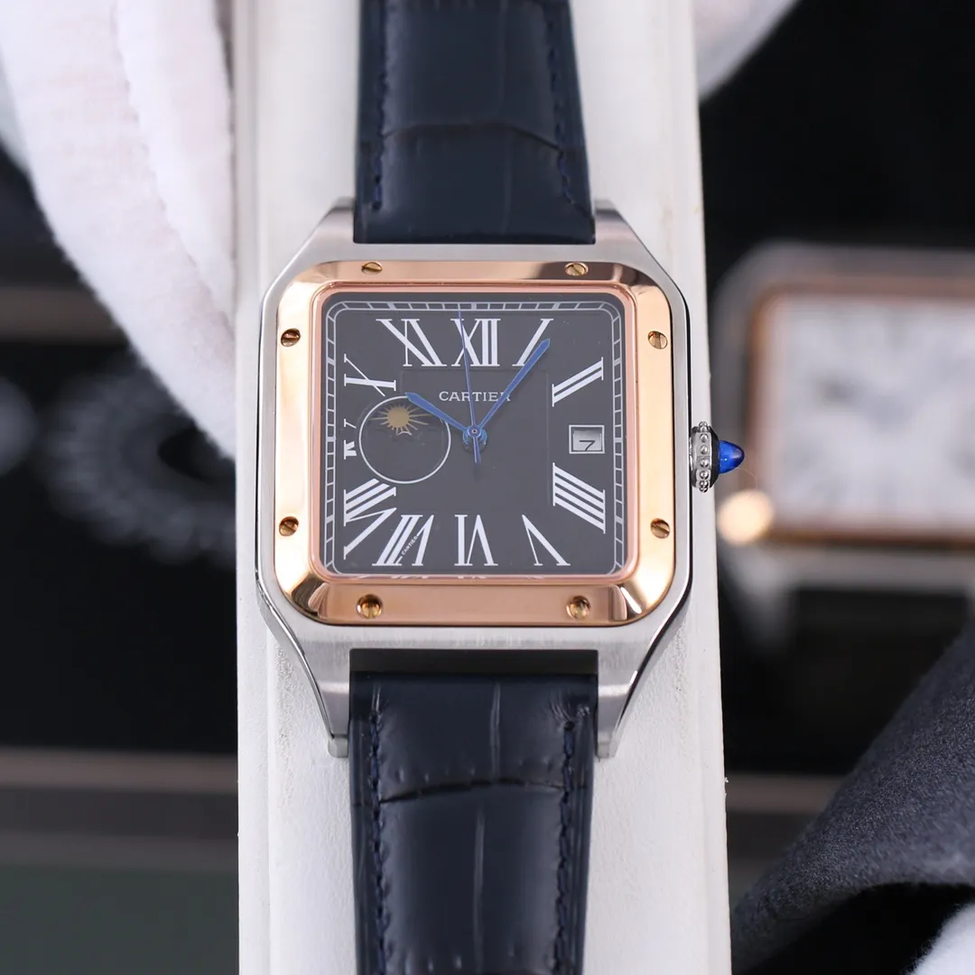 [Produced in Taiwan Factory] Genuine mold opening - it took 13 months to flawlessly ship out. The Cartier Santos-Dumont XL watch is newly unveiled. In 1904, Louis Cartier designed a timepiece for Alberto Santos-Dumont, a close friend of the aviator, for easy use during flying. As the first modern men's watch, its rectangular bezel and eye-catching screws are unforgettable; its symbolic meaning is also praised - ambitious. Brand: Cartier (men's watch) Type: Dumont series (men's watch) imported "thump-shaped" sapphire mirror, the gemstone line decoration can be seen when looking at the mirror from the side, the outline is smooth and the lines are sharp, the sword-shaped hands are matched with a bead-shaped winding crown➕gemstone, strap: Italian cowhide strap➕original pin buckle Case: made of 316 stainless steel to create "water chestnut, radian, sand-blasting, stitching" polished with the same process as the original product Movement: (Imported automatic movement, accurate travel time, stable movement, 0 repairs) Size: (Watch width 39.5mm, thickness 11mm men's XL watch) (Features: 100% waterproof, depth 30 meters waterproof, certified back cover number tag card three-in-one, quality assurance produced by a major manufacturer) Actual natural light photography, welcome to reprint!