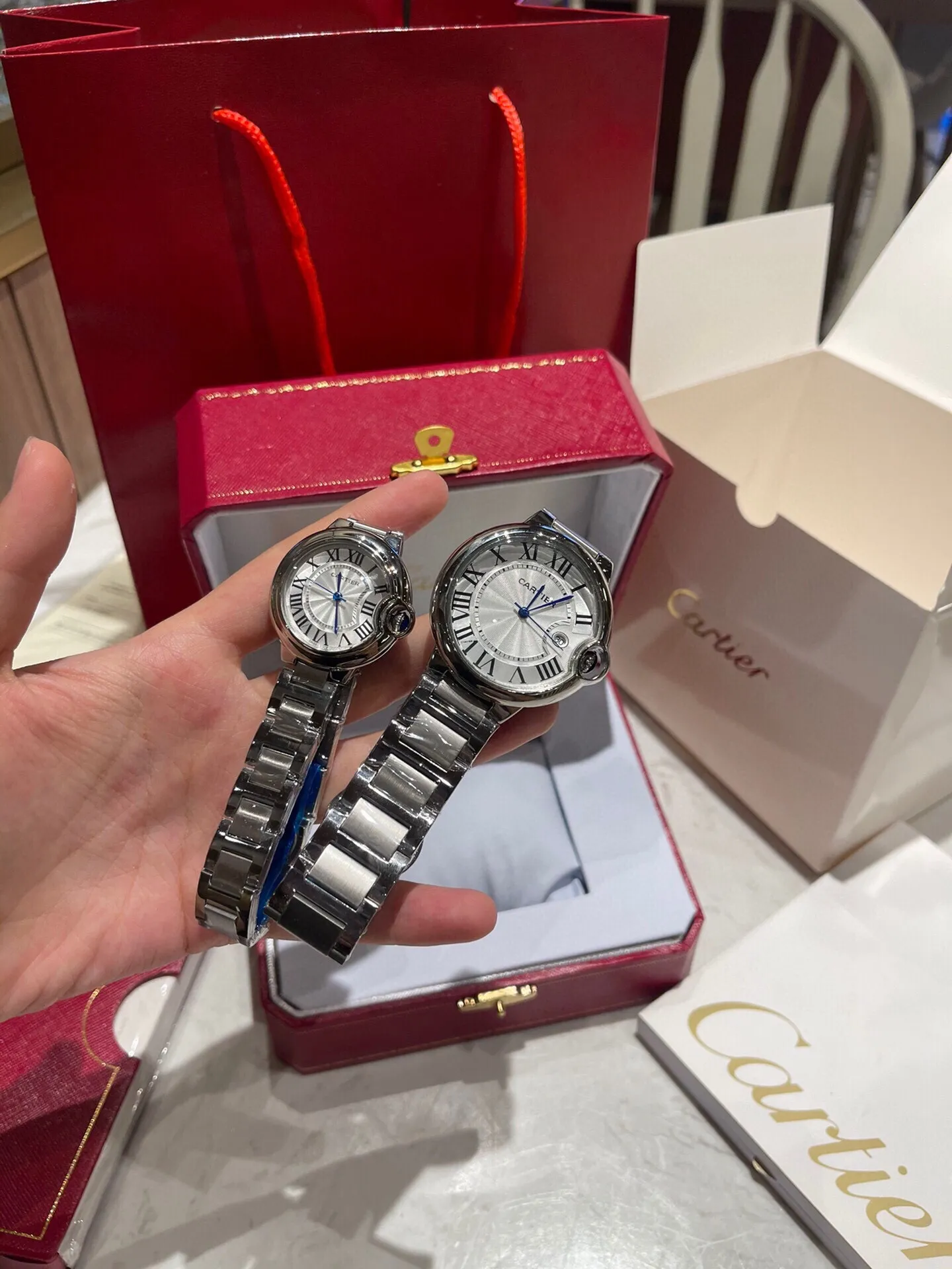 [High-end replica] 💰620 Couple model 💏 Cartier Blue Balloon! ! Stainless steel case, imported quartz movement! ! Convex coated mirror! ! Three sizes are available, 28mm 33mm 36mm for women and 42mm for men! !