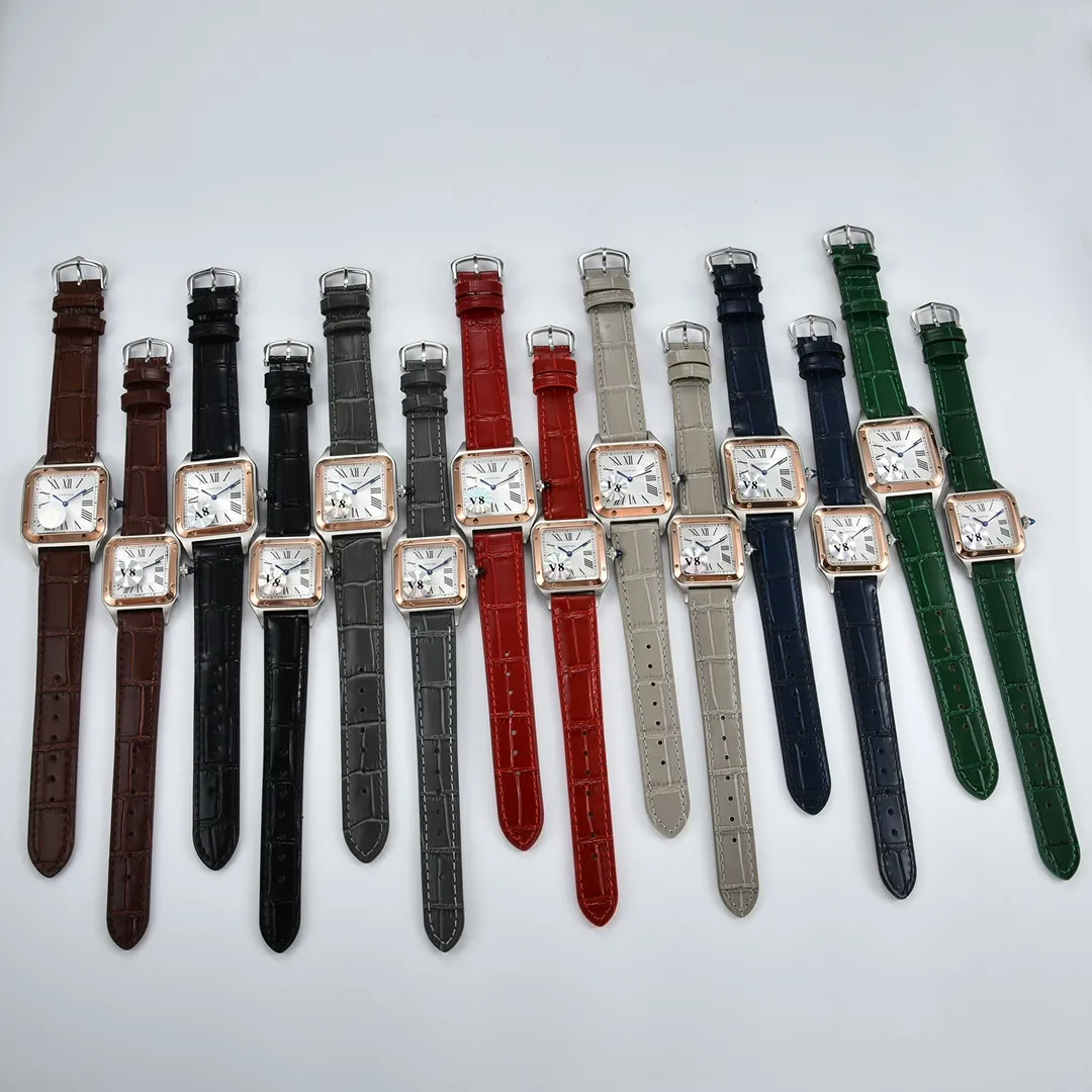 [High-end replica] 💰1120 yuan each! Cartier Santos ultra-thin Dumont series watches, matching watches for couples, unisex models 👫 The workmanship quality of the Taiwan factory is outstanding! Deeply waterproof 👍 Case: 316L stainless steel 3-piece case Glass: Sapphire 💎 crystal mirror Movement: Swiss imported 🇨🇭Swiss quartz Text: Classic Roman numerals, charcoal black, champagne color, sword-shaped blue steel hands Strap: Italian imported first layer 🐂 calfskin strap Buckle: Stainless steel original pin buckle 👍 style buckle Color: dark green blue black gray red Case size: Male (32 mm wide and 43 mm long) Female (28 mm wide and 38 mm long) Thickness: 7 mm.