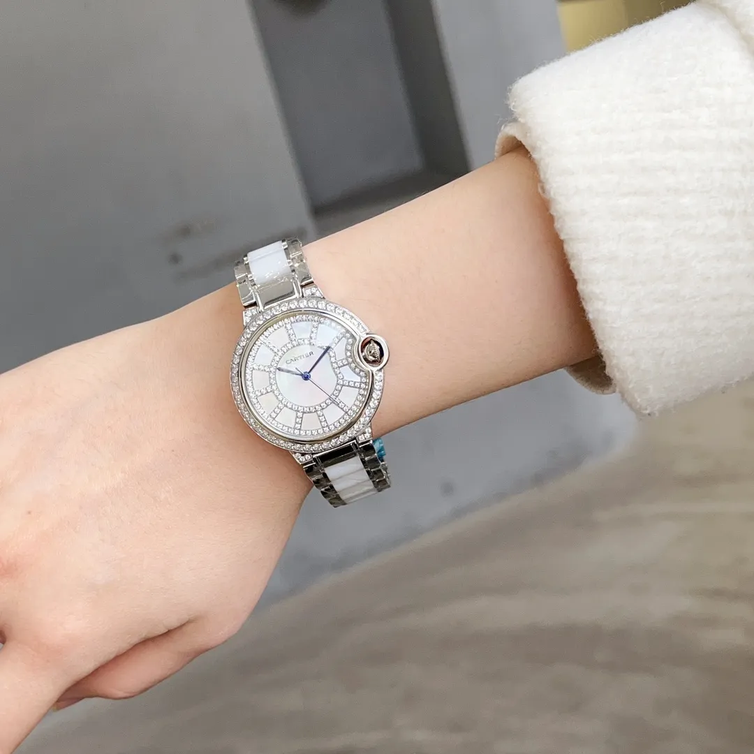 【Customized all-in-one machine】💰1520! Cartier Blue Balloon series, high-end limited edition, ceramic watch strap, luxurious and noble temperament, it has to be [Love] Cartier Women's Blue Balloon luxury series, quartz watches are shipped in the same color [color], pearl shell surface, time flows, special process cutting diamonds 💎 inlaid ring, personality, perfect, equipped with original imported quartz movement, accurate travel time, Cartier original snap buckle, diameter 36mm, thickness 8mm "Please pay attention to the exclusive background for detailed shooting"