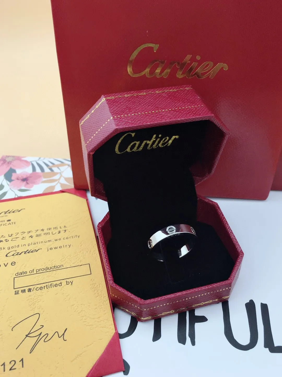 【High-end replica】💰240! High-quality Cartier ring, wide version, narrow version, one diamond, three diamonds, no diamonds 🌸Cartier love ring represents firm and loyal love, the meaning of two people always clinging to each other. ❤ Give it to yourself, give it to your best friends, elders and husband, it is perfect!! Valentine's Day gift, couple ring