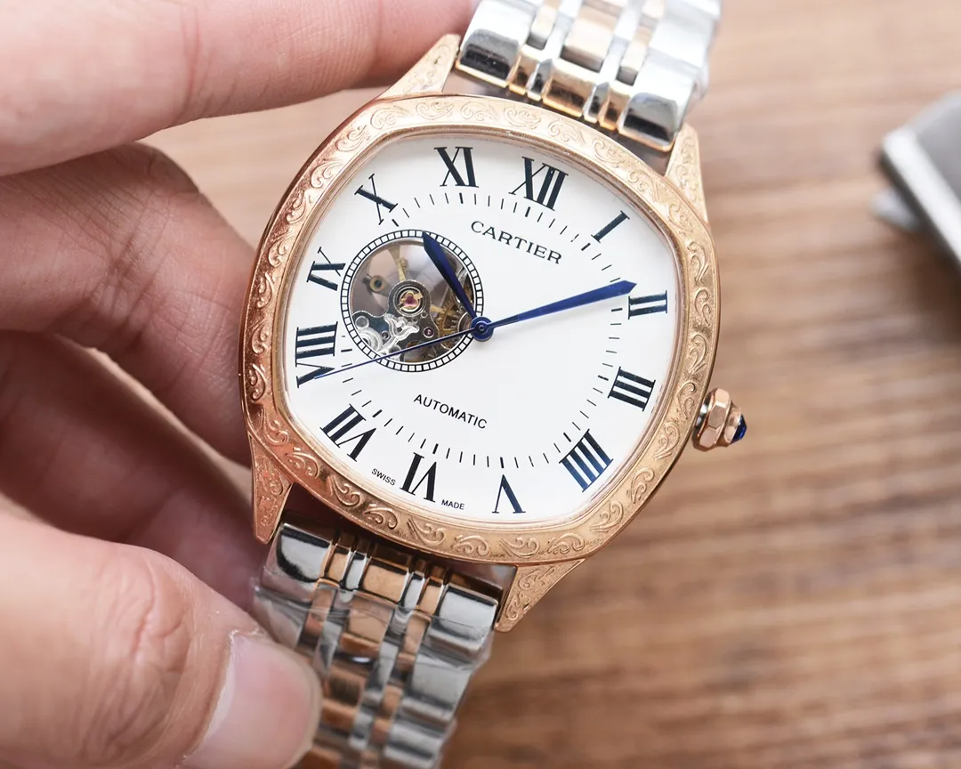 【High-end replica】💰1300! 【Customized all-in-one machine】💰1640! Cartier🔥Best design🔥Exclusive first launch🔥 [Type]: Fine men's watch [Strap]: Genuine cowhide/316 stainless steel strap [Movement]: Imported Citizen 8215 mechanical movement [Mirror]: Sapphire mirror glass (higher definition) Elegant taste Vast and majestic Ingenuity A treasure for the wrist Size: 41mm in diameter and 12mm thick Hot sale on the market! Welcome to reprint!