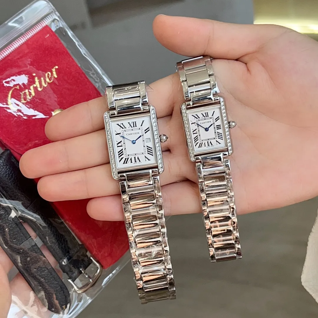 【Purchasing quality】💰1720! Cartier Tank Tant Must! Cartier’s new TankMust watch will be launched in 2022. It Must be a TANK Among all the classic Cartier tank watches, if I want to own a watch that I wear every day, I will definitely choose the TANK Solo, and now this matter may be changed by the latest TANK MUST in 2022. This year, the brand launched a new TankMust series of watches. With its simple and precise lines, it is regarded as a model of Cartier’s elegant style. The design of the watch has been innovated while maintaining the original design. The lugs have become more rounded. The proportions of the dial have been adjusted. Cartier has set the bead-shaped winding crown with cabochon gemstones and equipped with the original ultra-thin special quartz solar movement☀️. Comparisons are welcome for the internal structure details! Free original imported calfskin! The texture is delicate and soft and fits the skin very well! Comparable to ordinary products not on the market! This TankMust series watch also uses the brand’s iconic square case! Medium size 33.7x25mm, small size 29.5x22mm, thickness 6mm. Silver-plated dial and sword-shaped hardened blue steel hands, crystal glass and unique blue spinel inlaid on the crown! Compared with the previous line processing, it is more rounded and smooth. In addition, the watch is also equipped with a quick-release strap function. This design also greatly increases the comfort and convenience of daily wearing!
